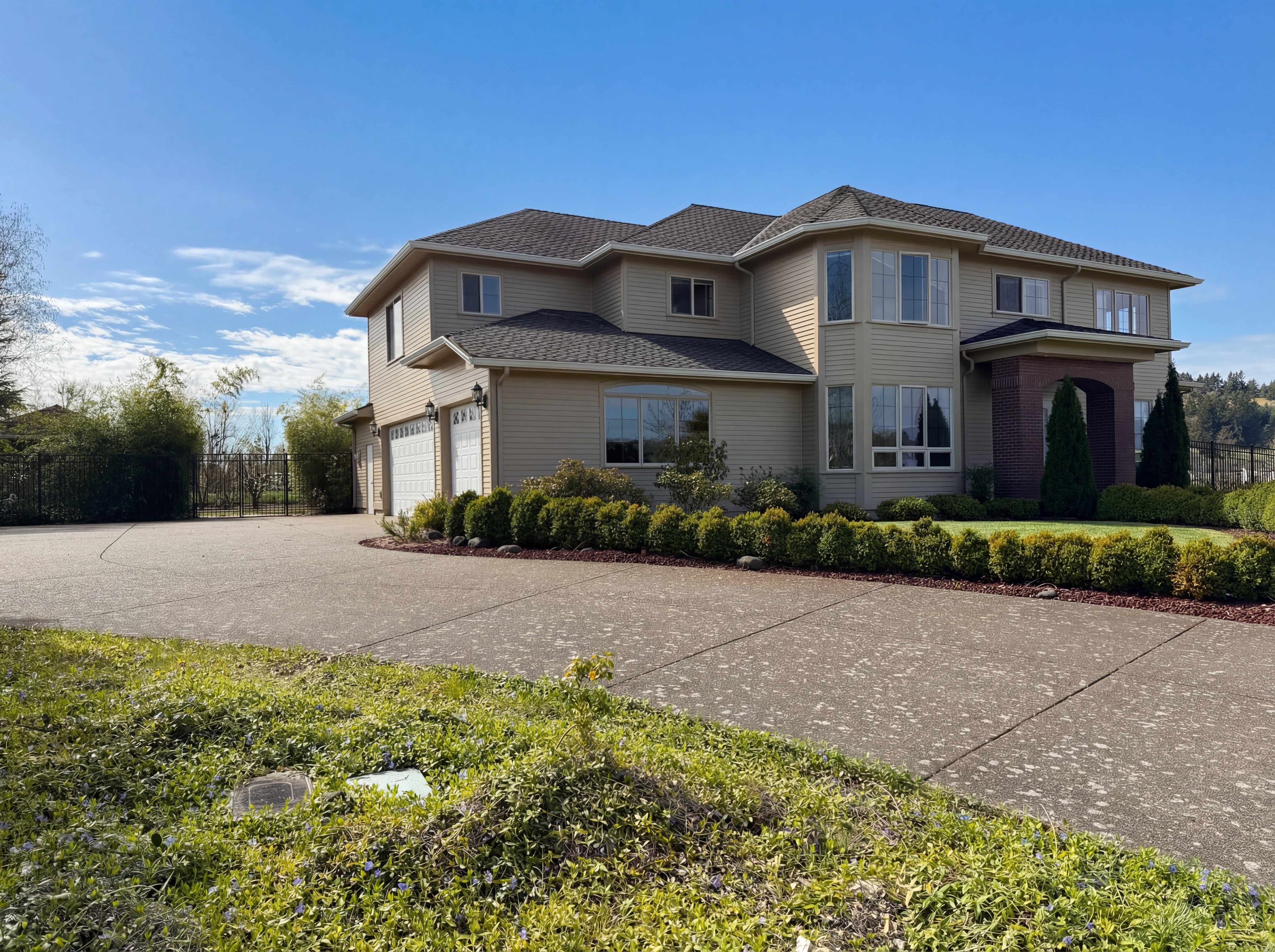 Photo 11 of 29 of 2250 SW Homer Ross Loop, McMinnville, OR