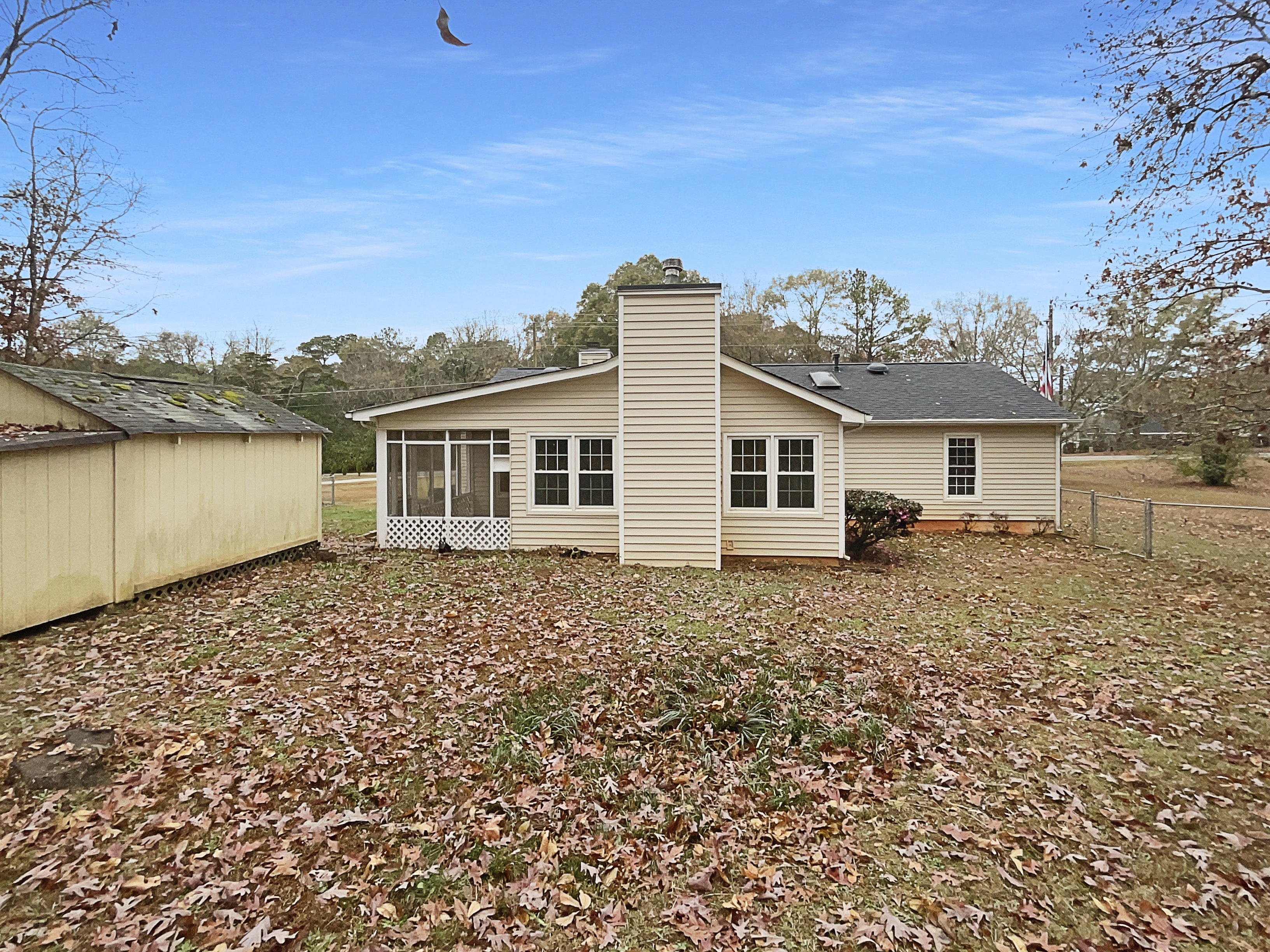 Photo 5 of 27 of 4134 Jodeco Rd, McDonough, GA
