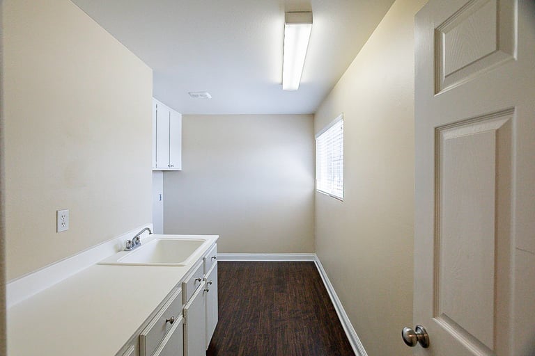 Photo 19 of 32 - 40971 Burgess Ct, Temecula, CA 92591
