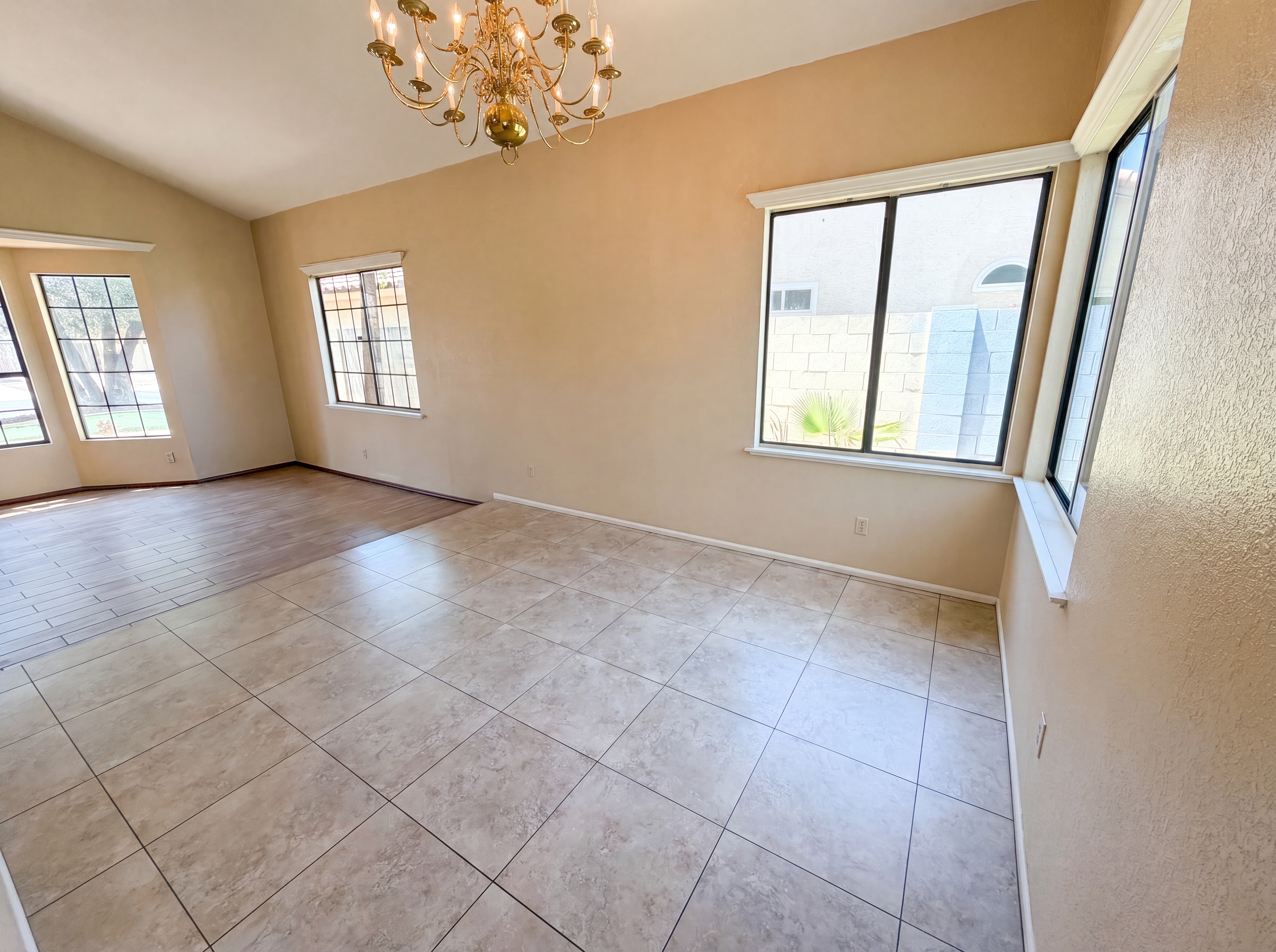 Photo 10 of 45 of 3810 N Wintergreen Way, Avondale, AZ