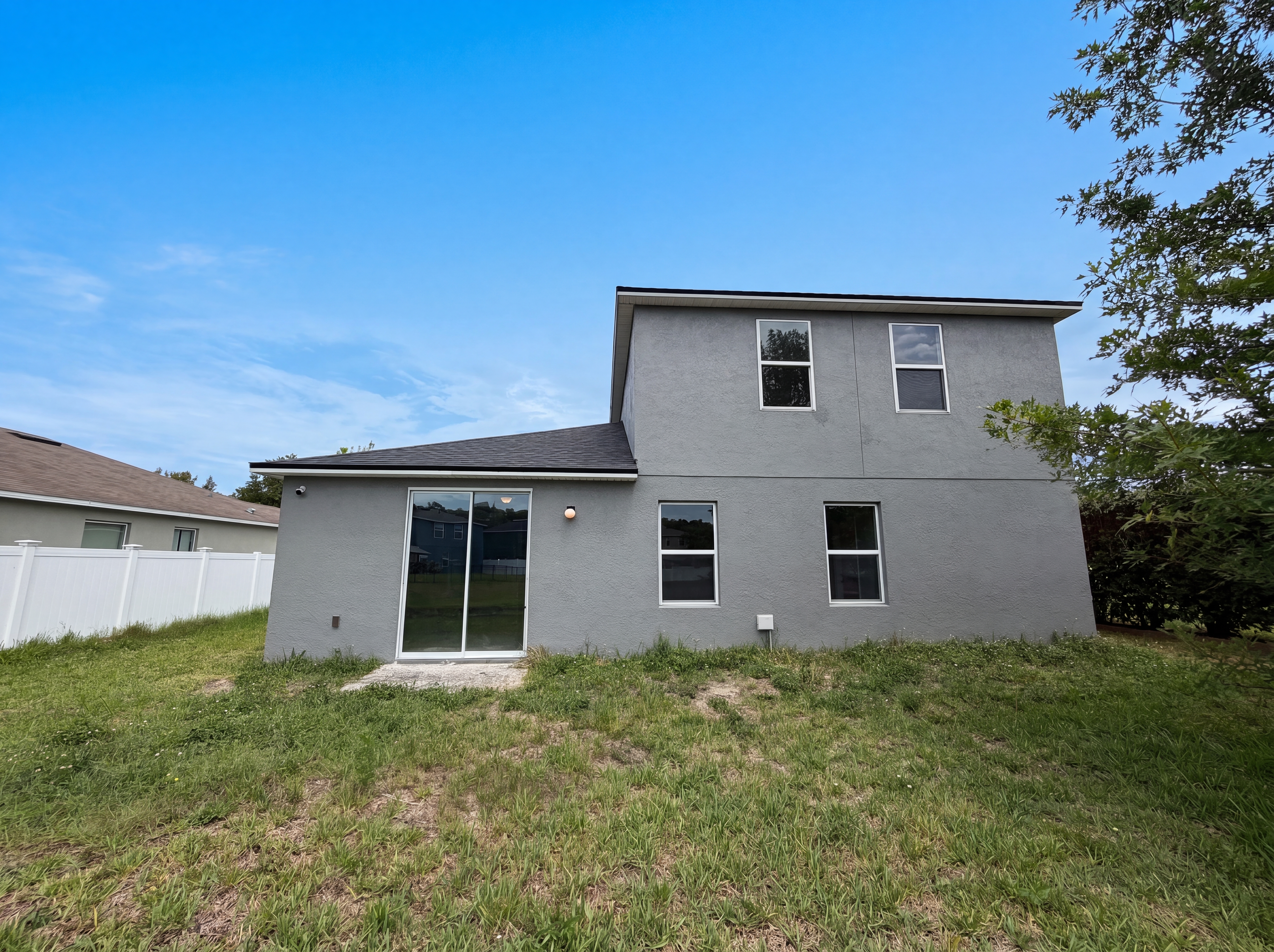 Photo 5 of 22 of 4876 Grassy Knoll Dr, Tavares, FL