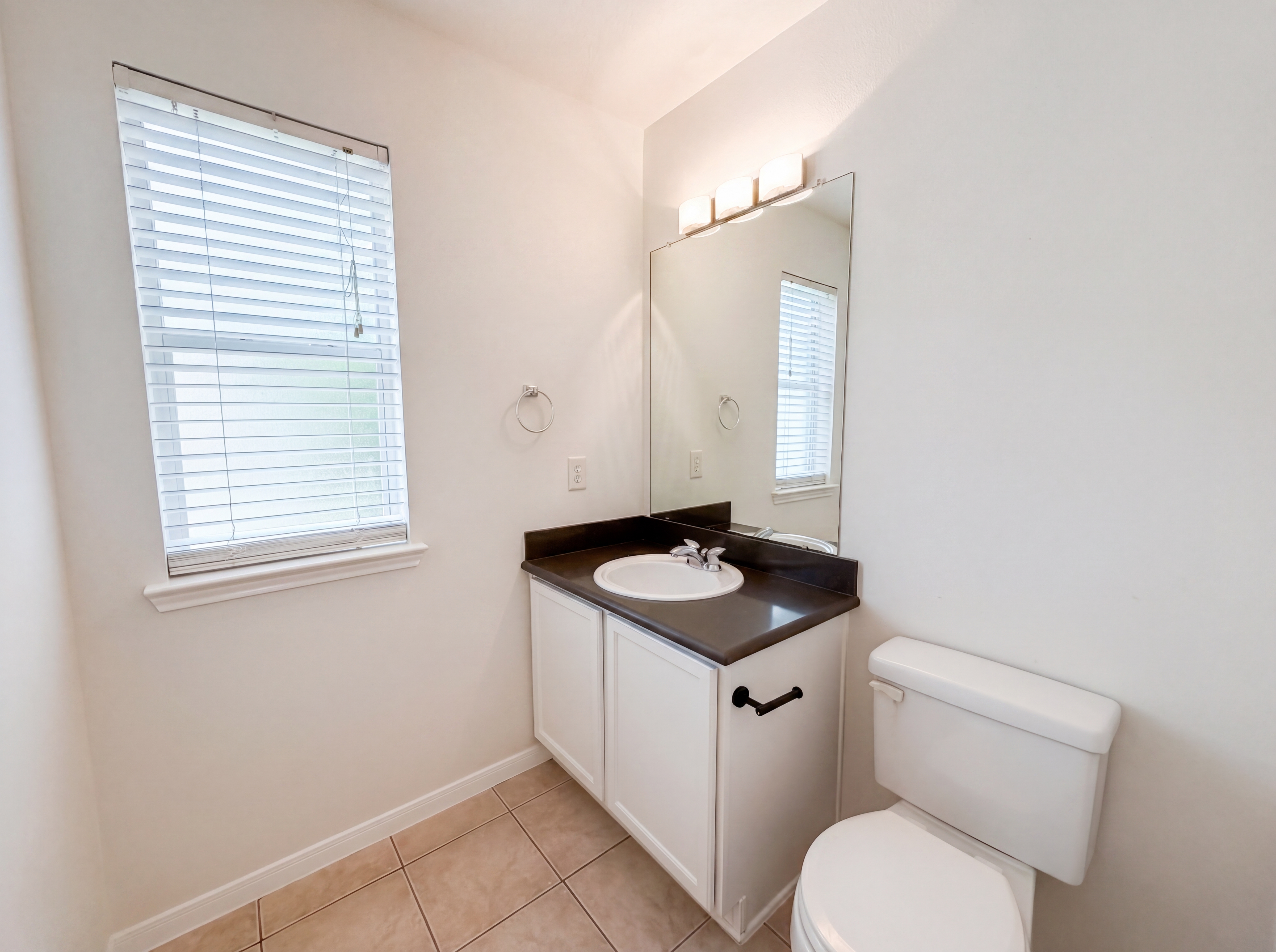 Photo 17 of 23 of 11918 Sonora Springs Dr, Tomball, TX