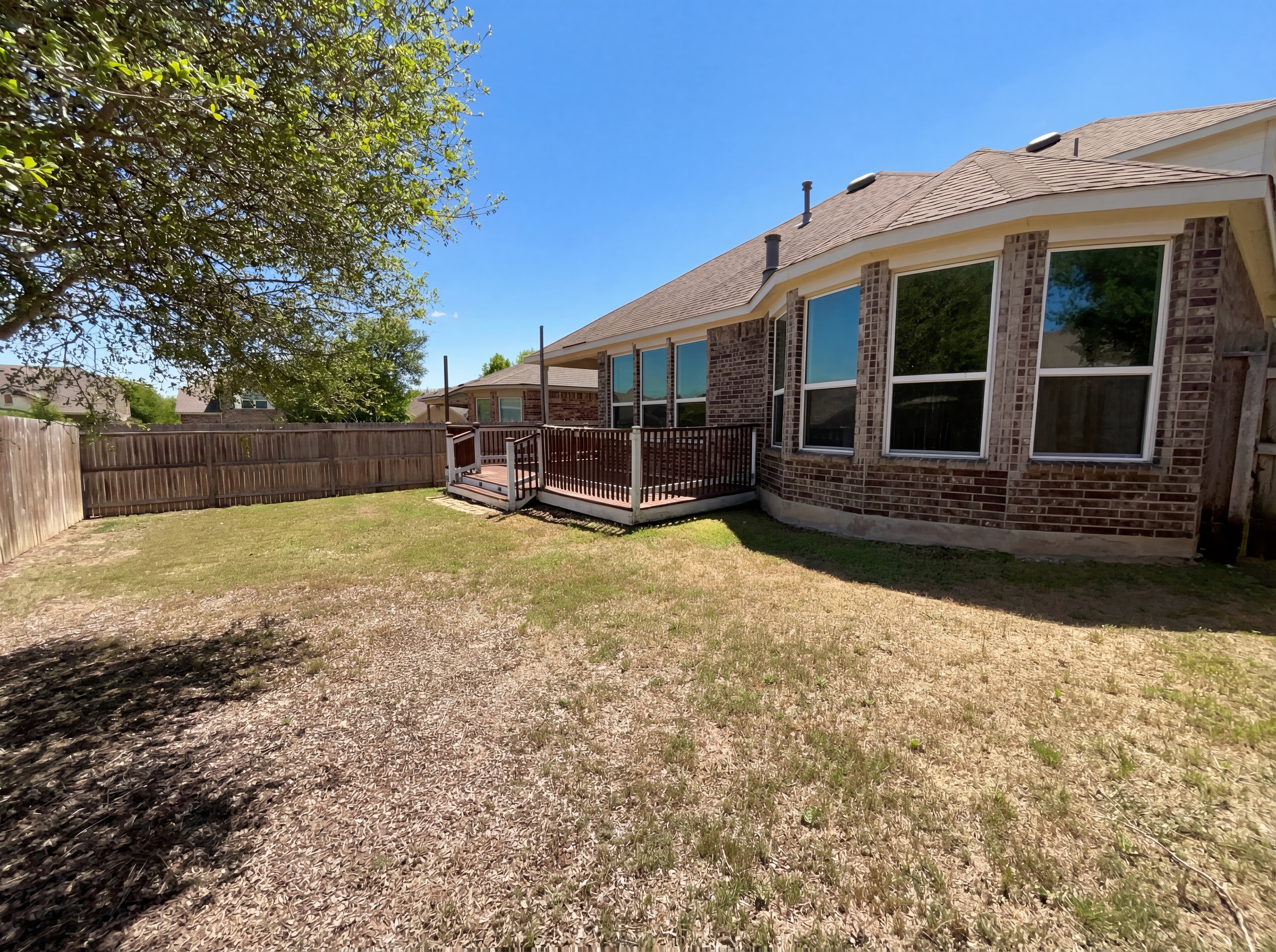 Photo 5 of 23 of 13911 Persimmon Cv, San Antonio, TX