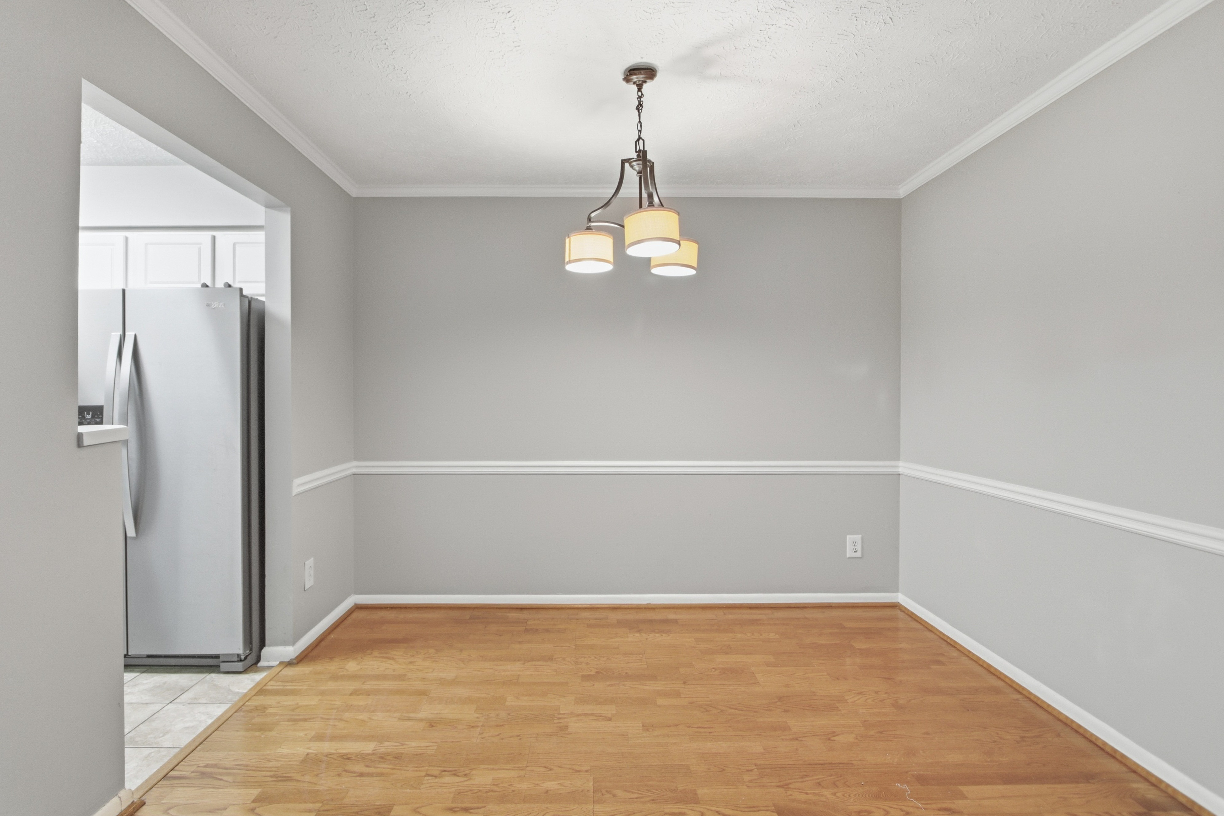 Photo 10 of 19 of 5145 Roswell Rd, Atlanta, GA