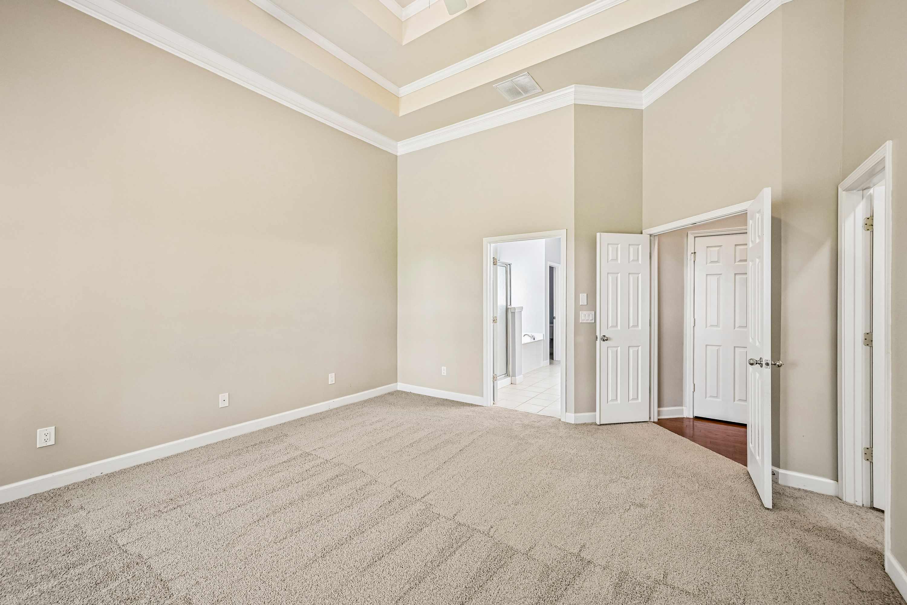 Photo 17 of 46 of 4865 Silver Leaf Dr, Cumming, GA