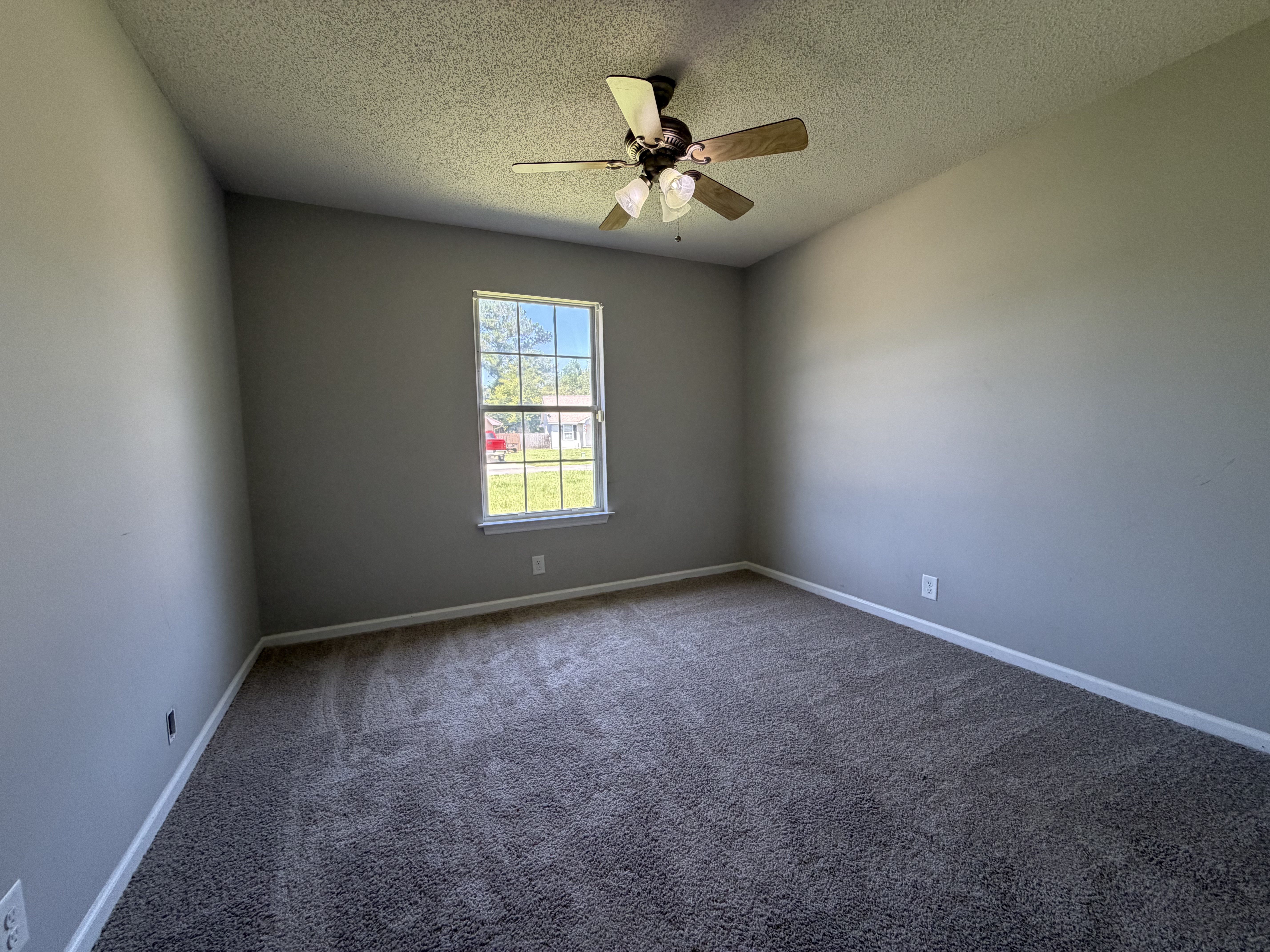 Photo 12 of 29 of 220 Chestnut Ct, Kingsland, GA