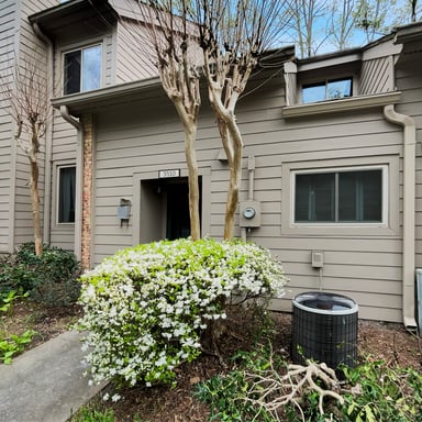 Property photo 1 of 3510 Stonewall Pl SE