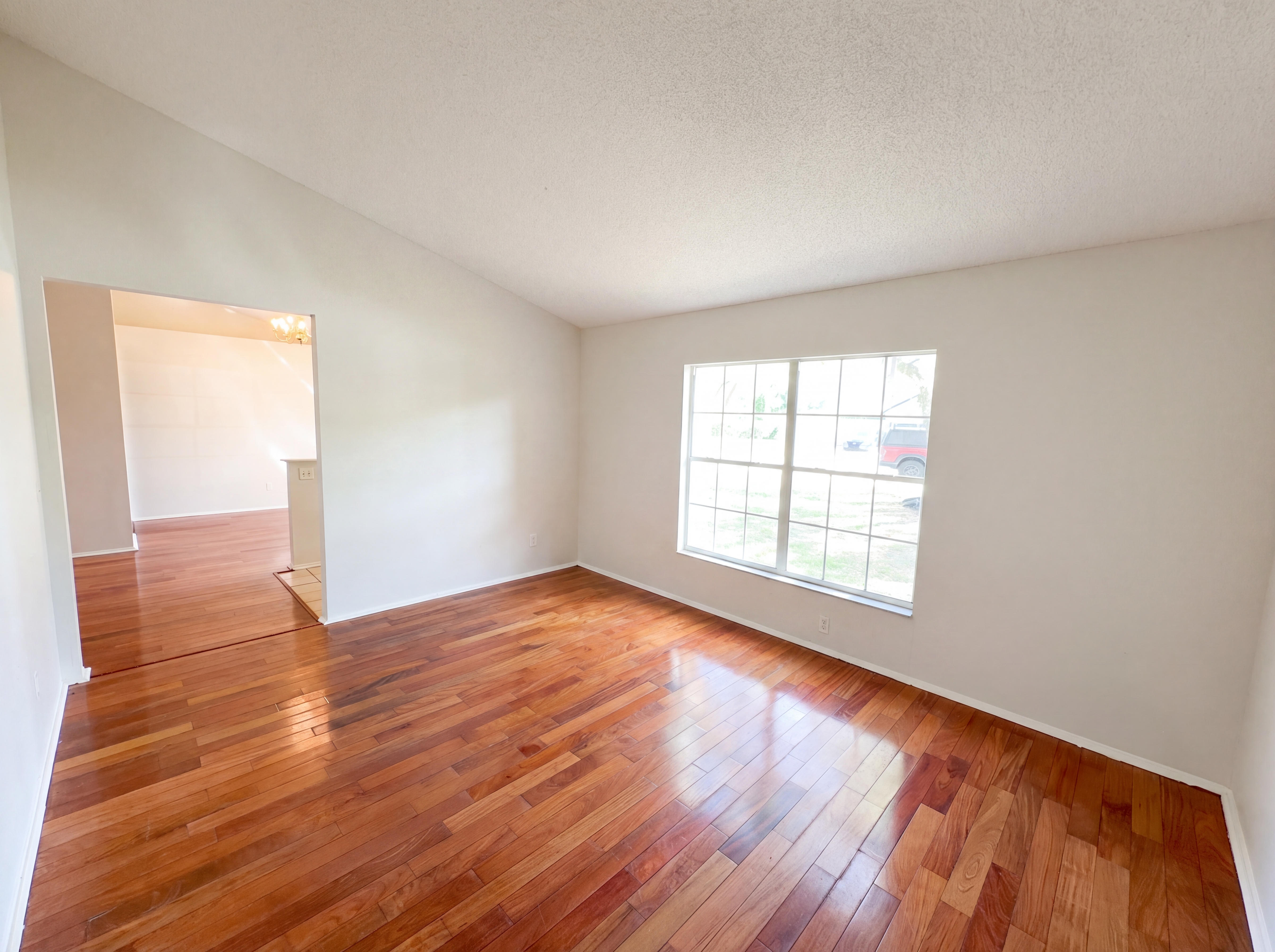 Photo 11 of 26 of 997 Shaffer Trl, Oviedo, FL