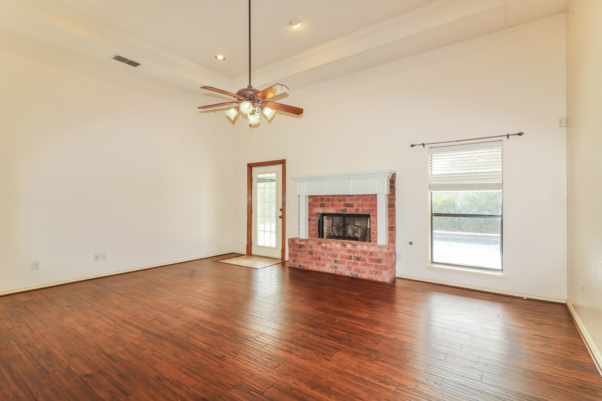 Photo 38 of 53 of 14925 Beal Dr, Corpus Christi, TX