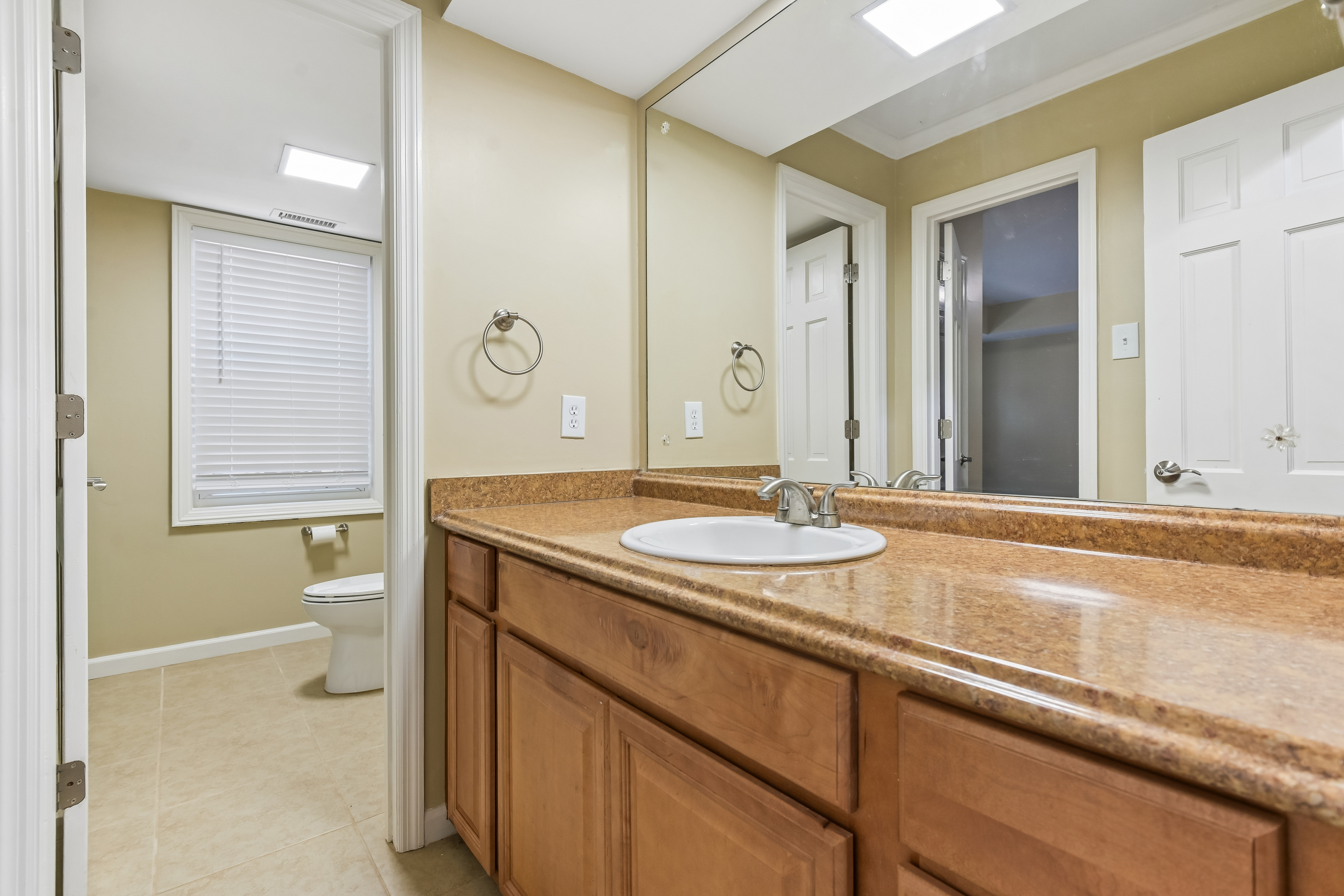 Photo 63 of 87 of 3135 Spalding Dr, Atlanta, GA