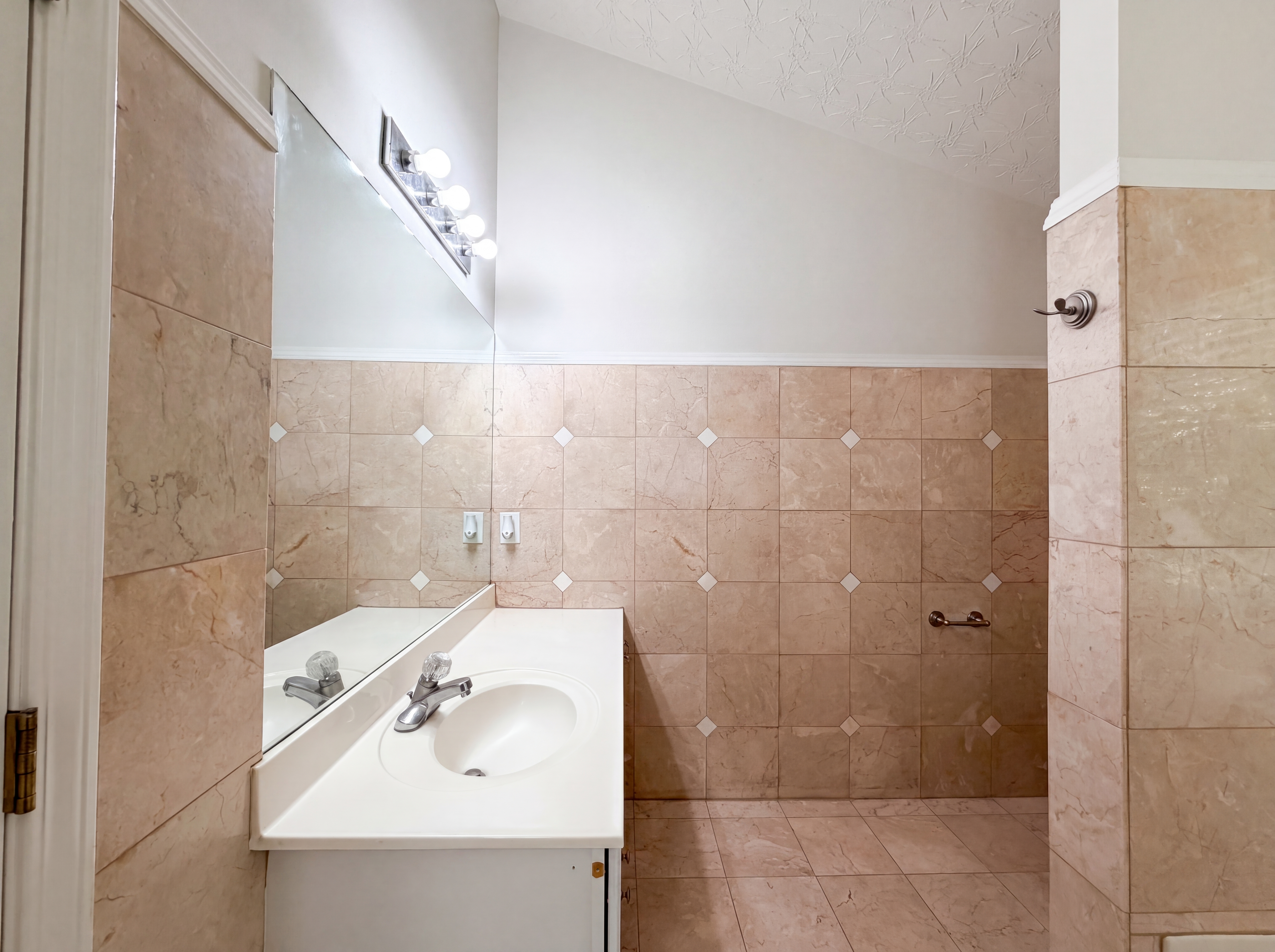 Photo 12 of 29 of 3324 Baymount Way, Lawrenceville, GA