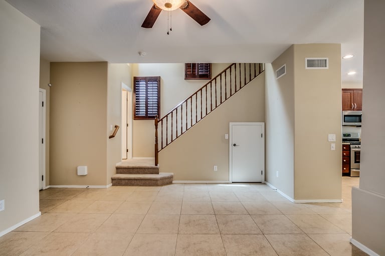 Photo 26 of 34 - 2230 E Wayland Dr, Phoenix, AZ 85040