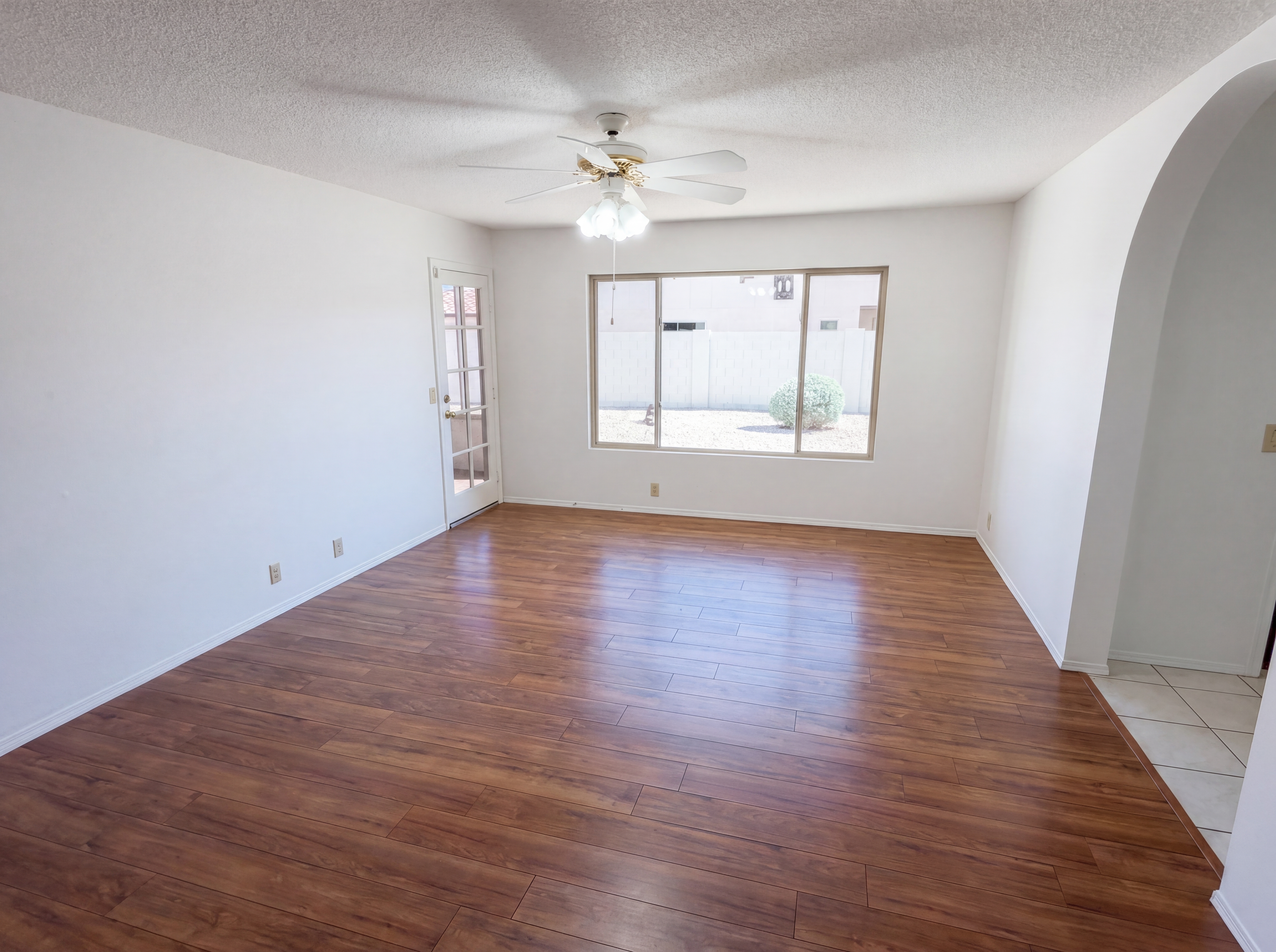 Photo 6 of 26 of 9207 W Kerry Ln, Peoria, AZ