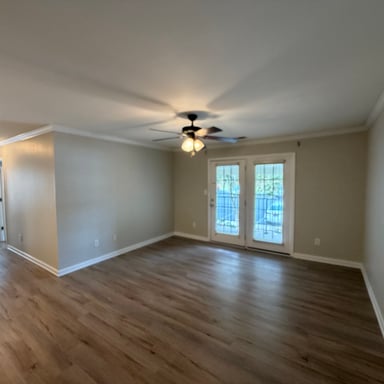 Property photo 3 of 2304 Myron Dr Apt 202