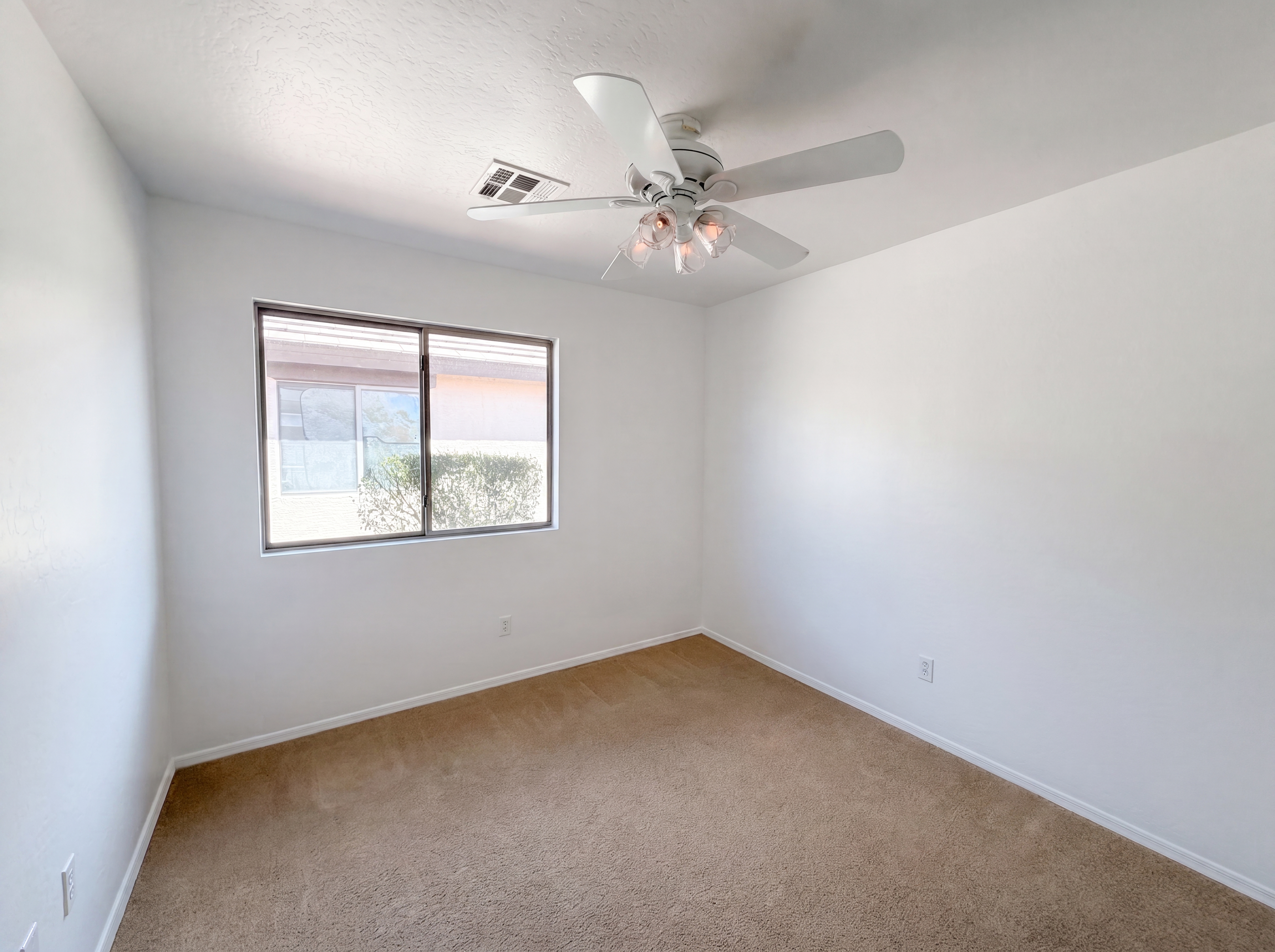Photo 16 of 27 of 15861 W Papago St, Goodyear, AZ