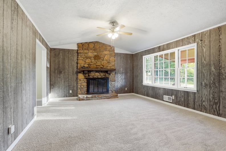 Property photo 3 of 6742 Kellogg Dr