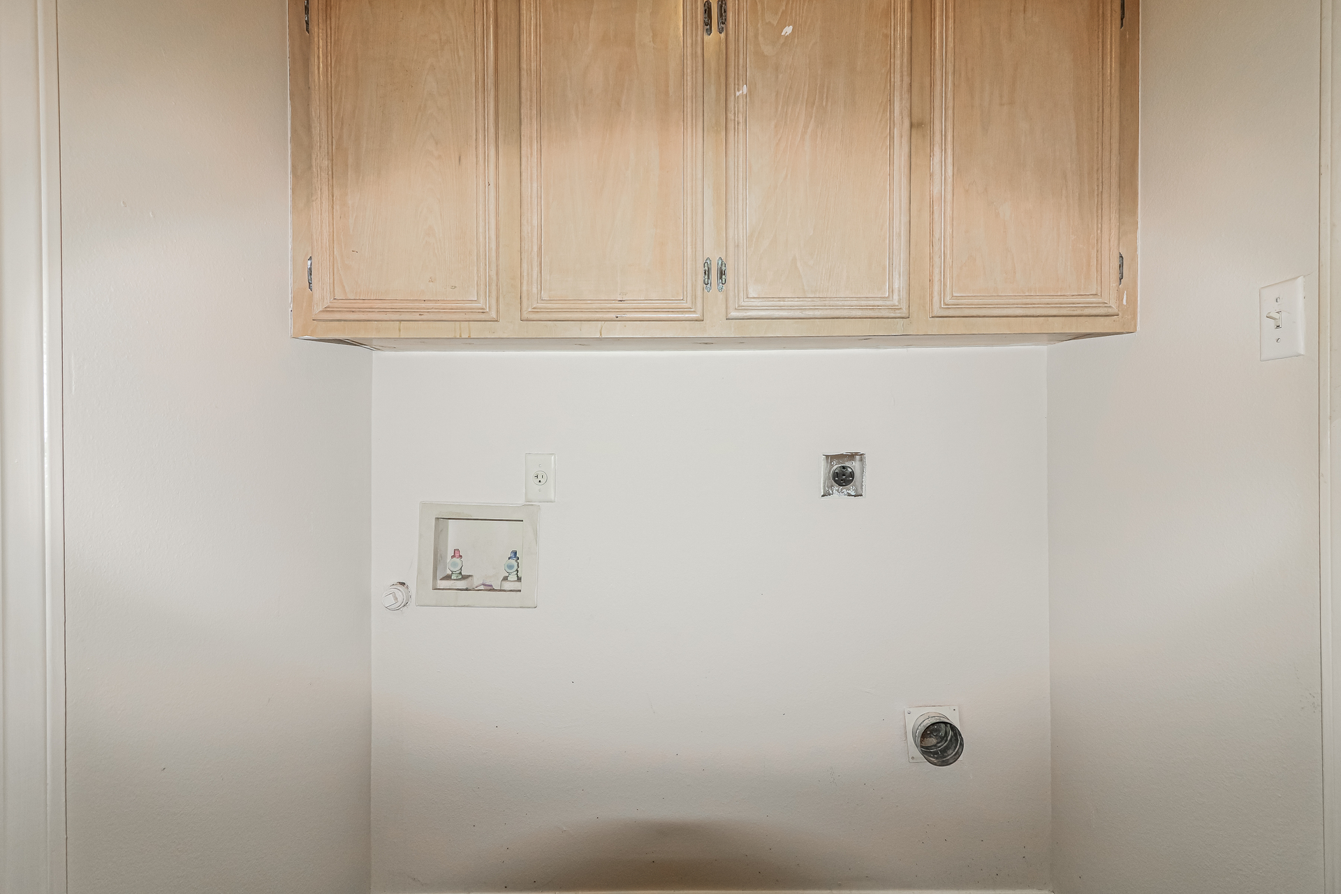 Photo 9 of 21 of 7706 Impala Dr, Corpus Christi, TX