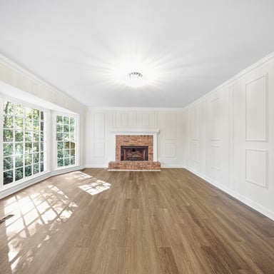 Property photo 3 of 305 Old Tree Trce