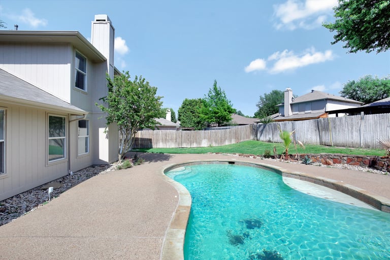 Photo 6 of 27 - 923 Silver Streak Dr, Saginaw, TX 76131