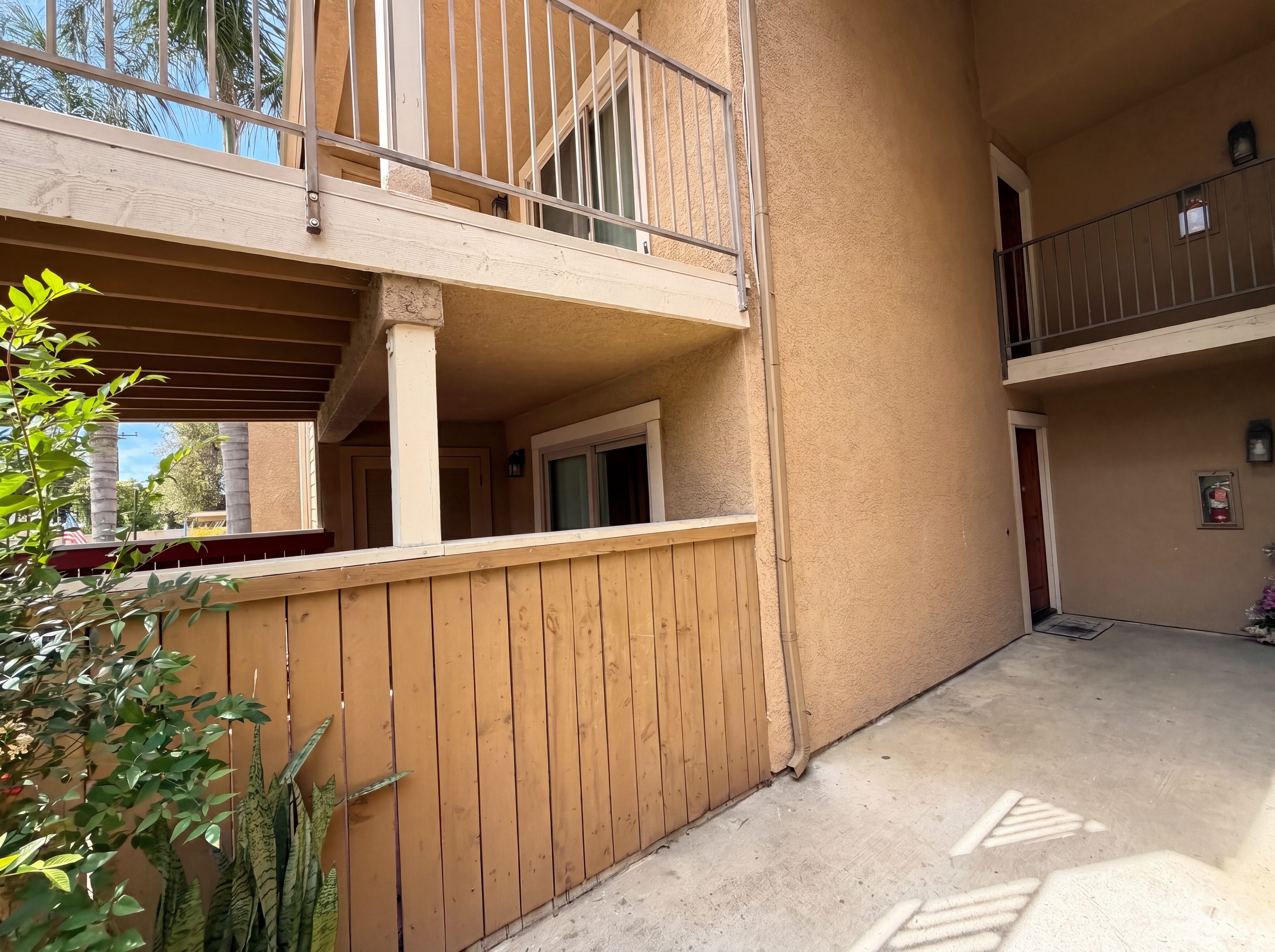 Photo 21 of 31 of 920 S Palmetto Ave, Ontario, CA