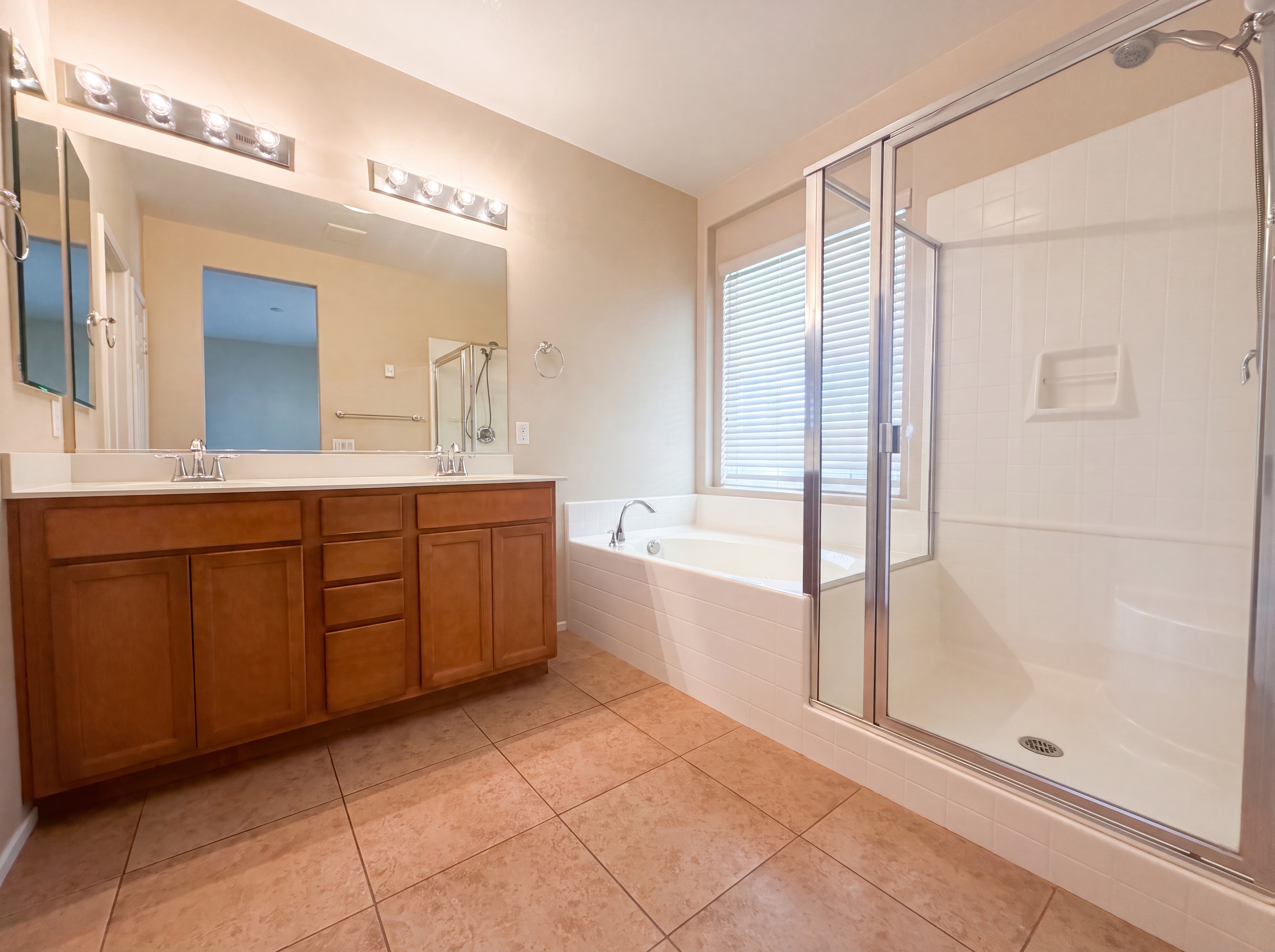 Photo 20 of 33 of 12783 Brandon St, Victorville, CA