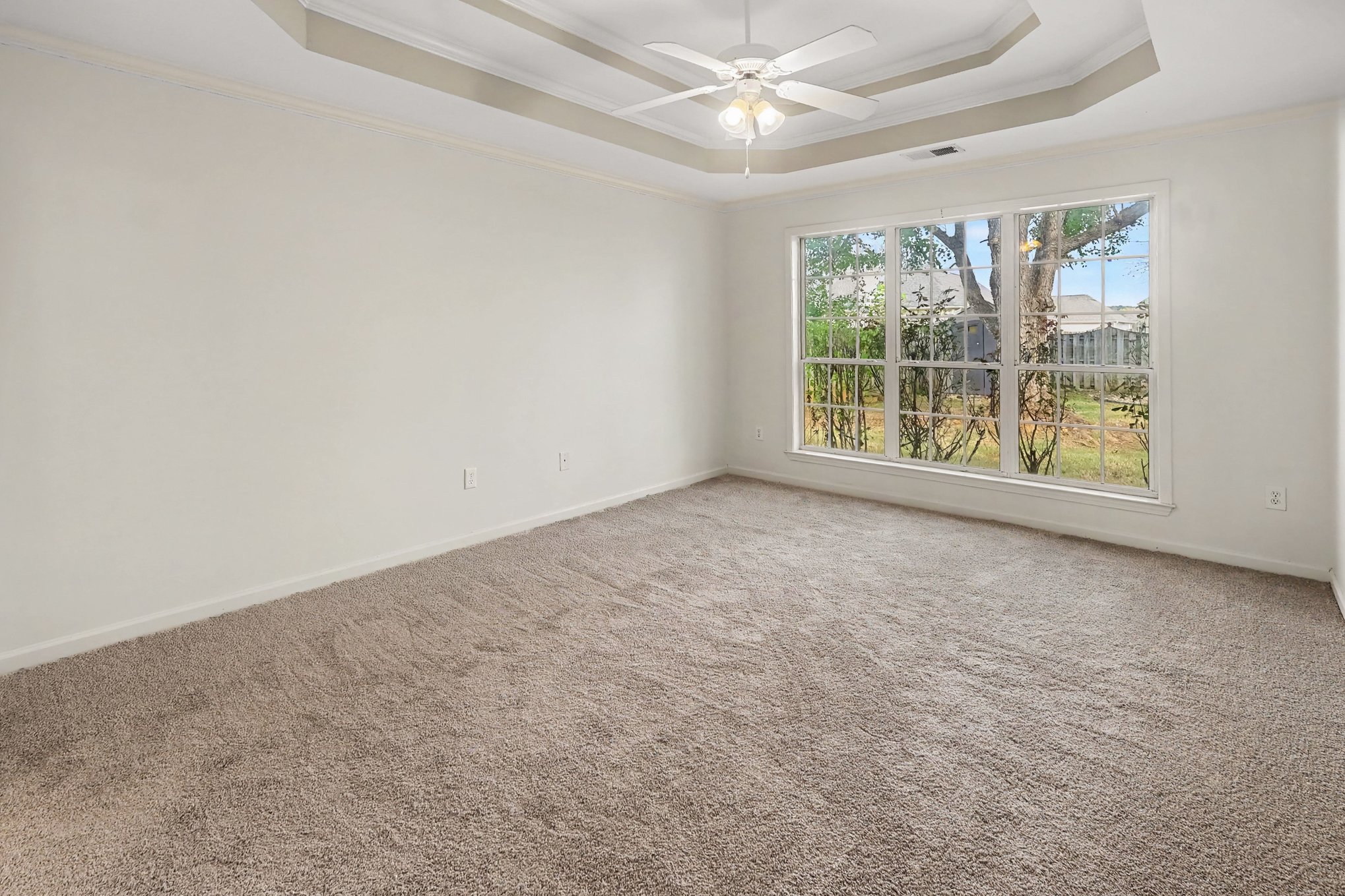 Photo 4 of 19 of 724 Barkley Cir, Alabaster, AL