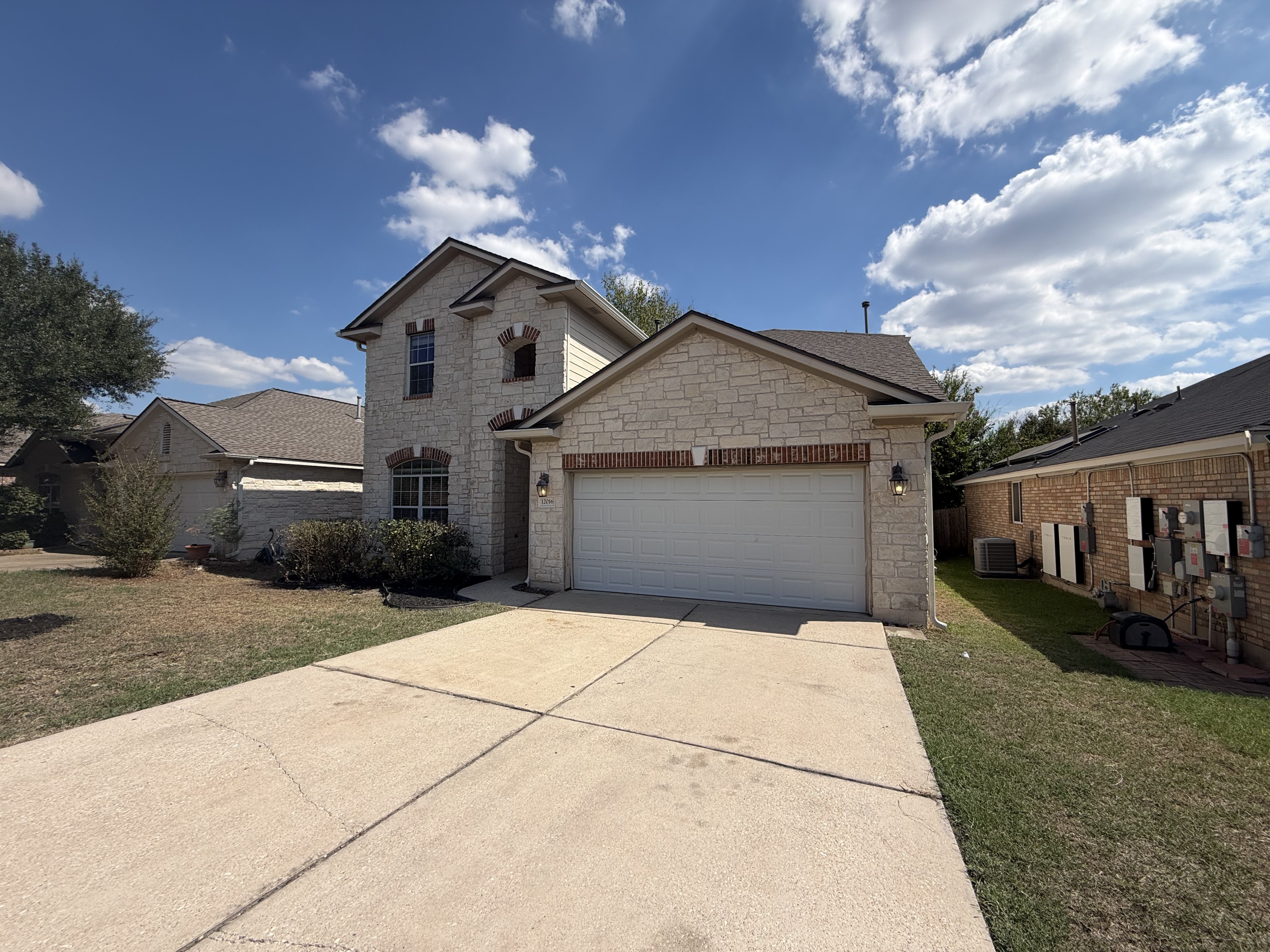 Photo 33 of 36 of 12016 Timber Heights Dr, Austin, TX
