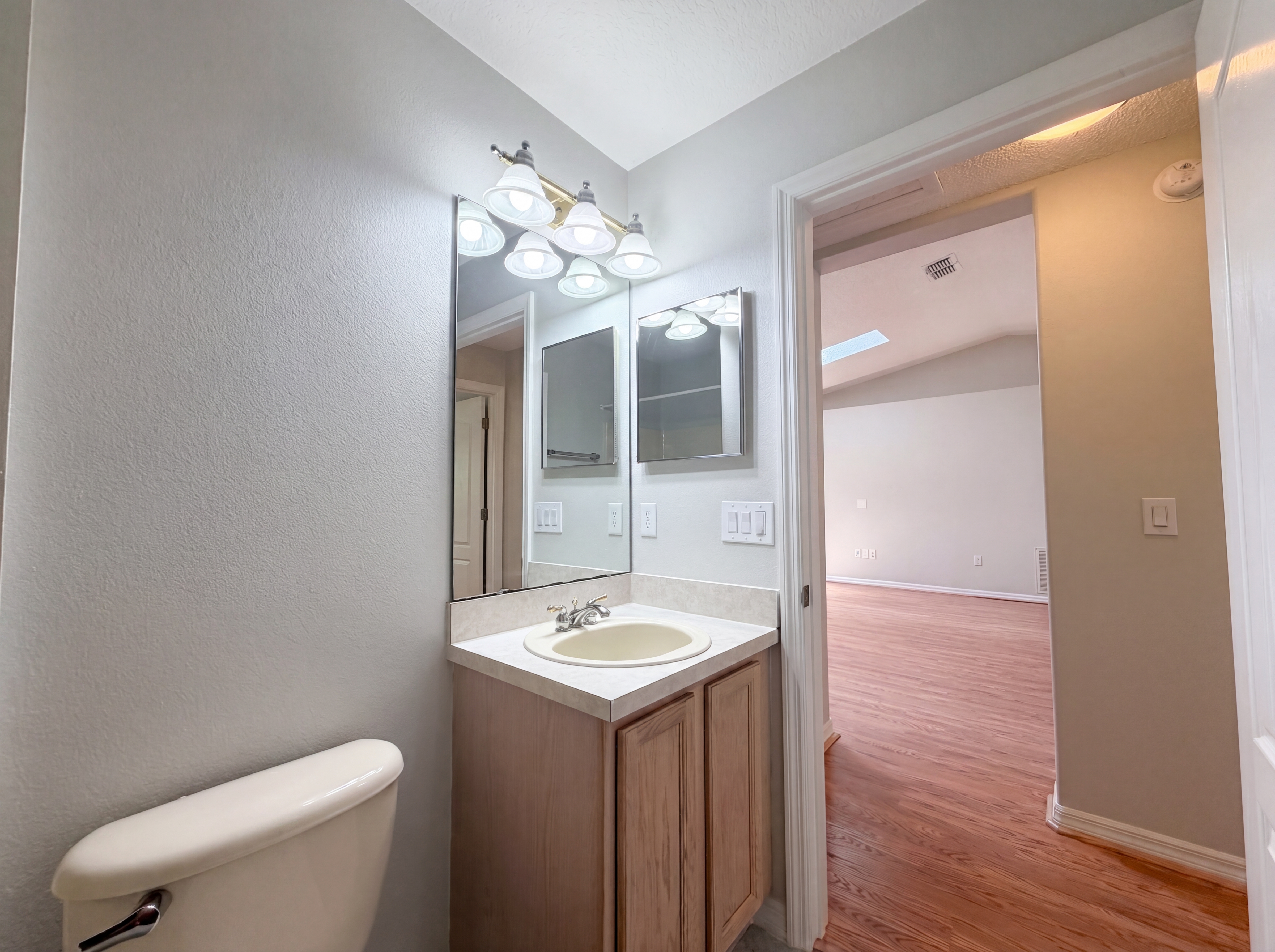 Photo 12 of 20 of 1360 Wildberry Ln, Deltona, FL