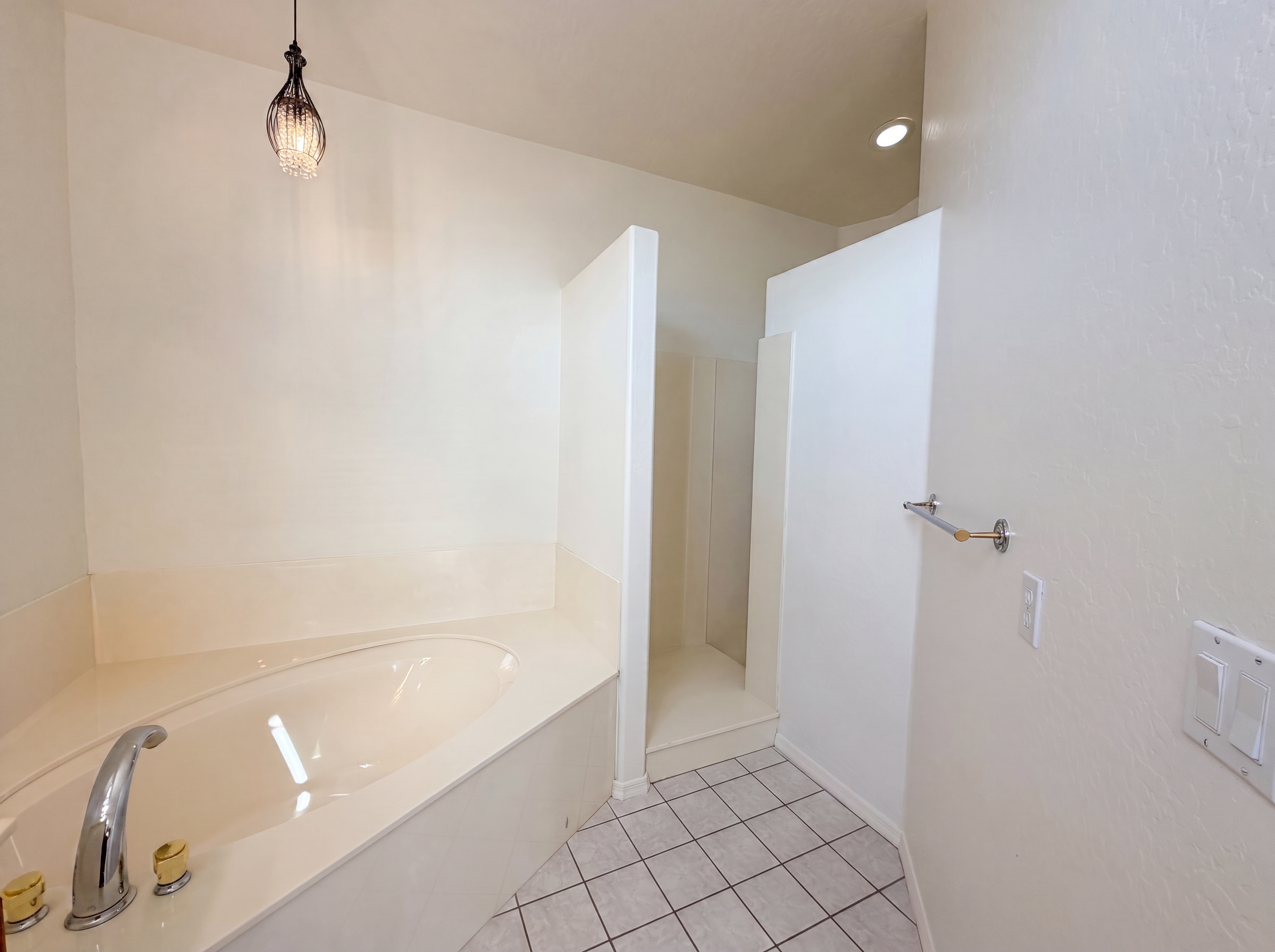Photo 9 of 25 of 1207 E Clearview Dr, Casa Grande, AZ