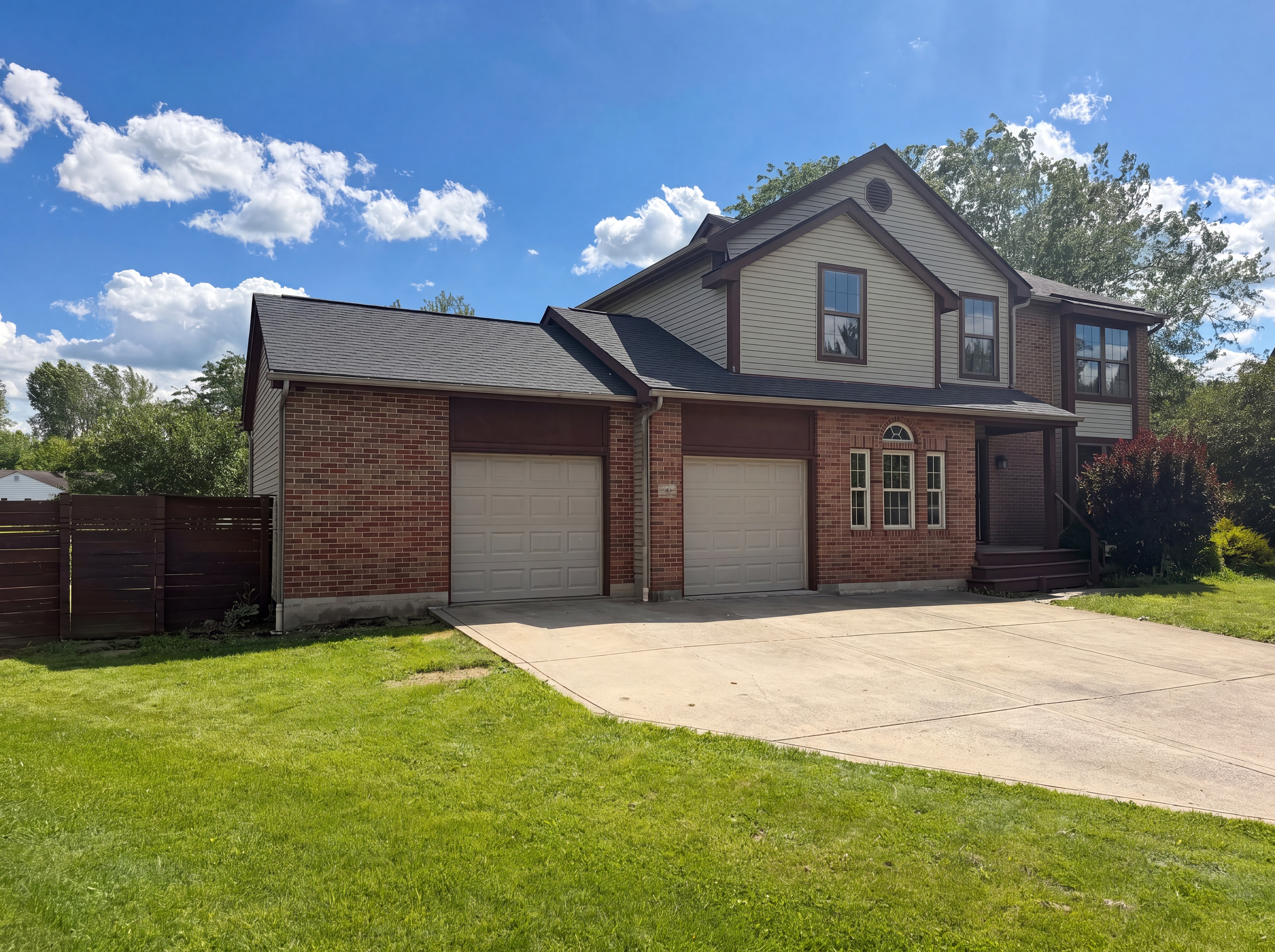 Photo 36 of 41 of 3581 Meadowgate Ct, Pickerington, OH