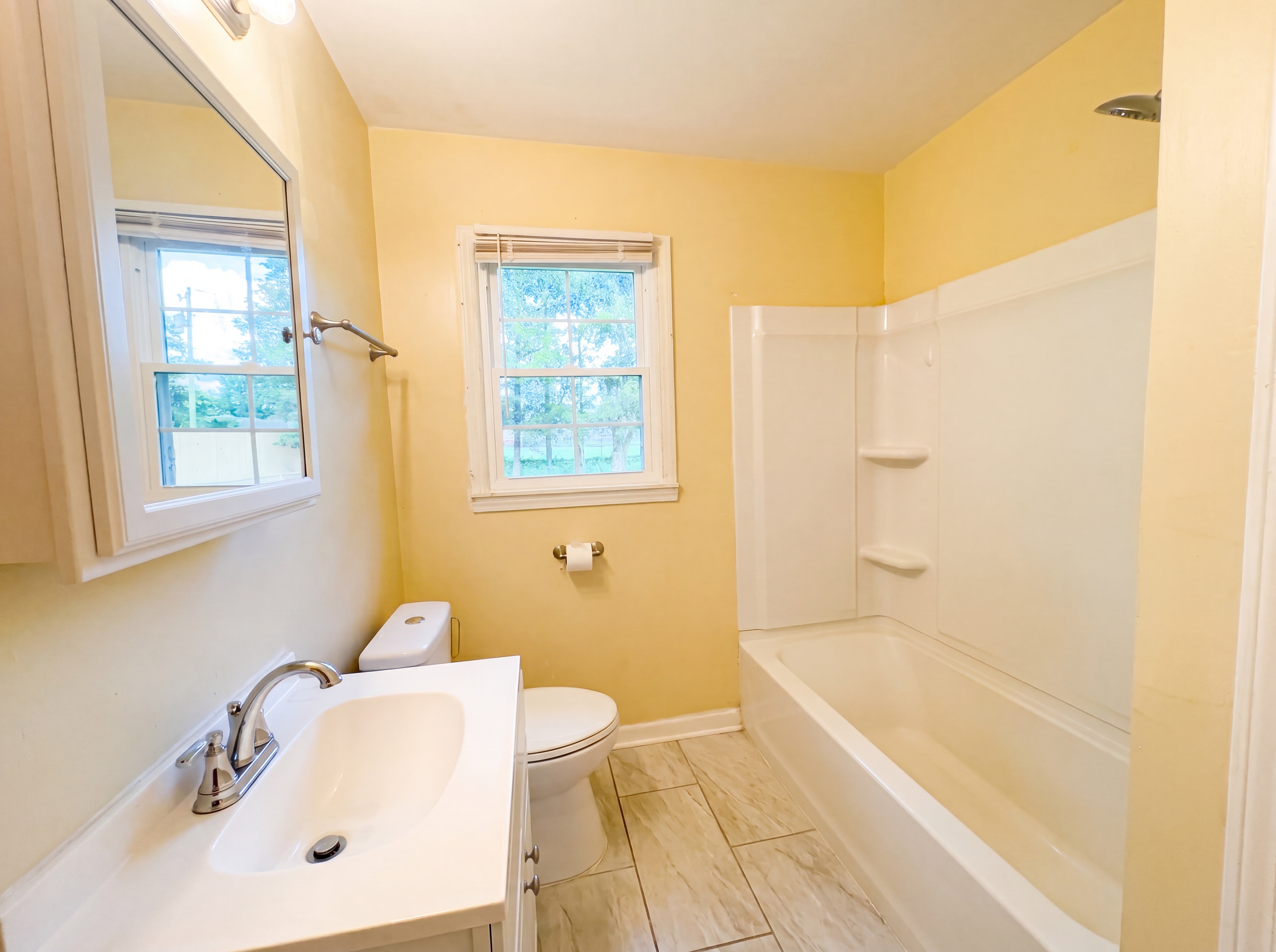 Photo 15 of 22 of 1808 Dailey Ter NW, Huntsville, AL