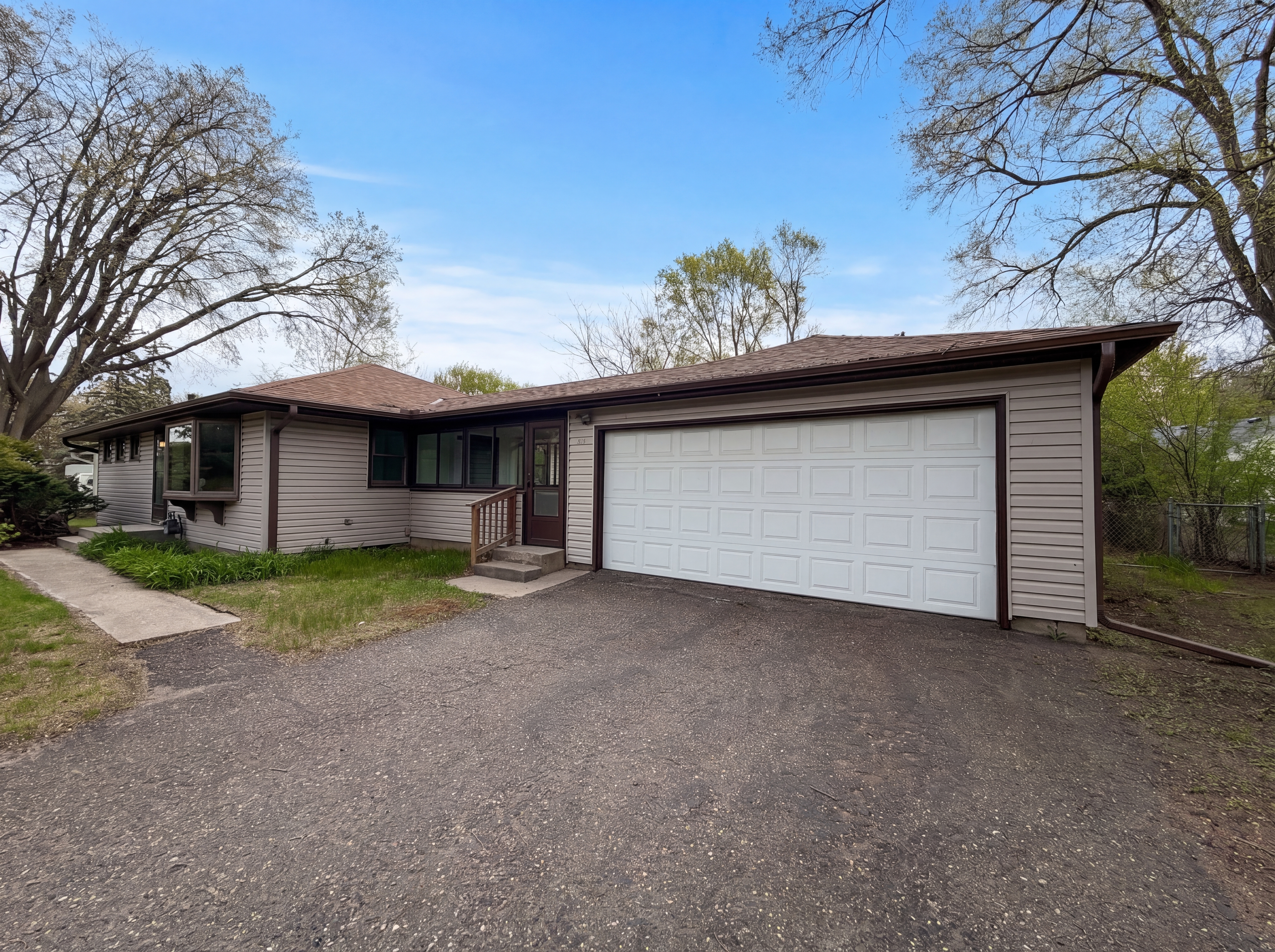 Photo 22 of 27 of 8615 Virginia Cir N, St. Louis Park, MN