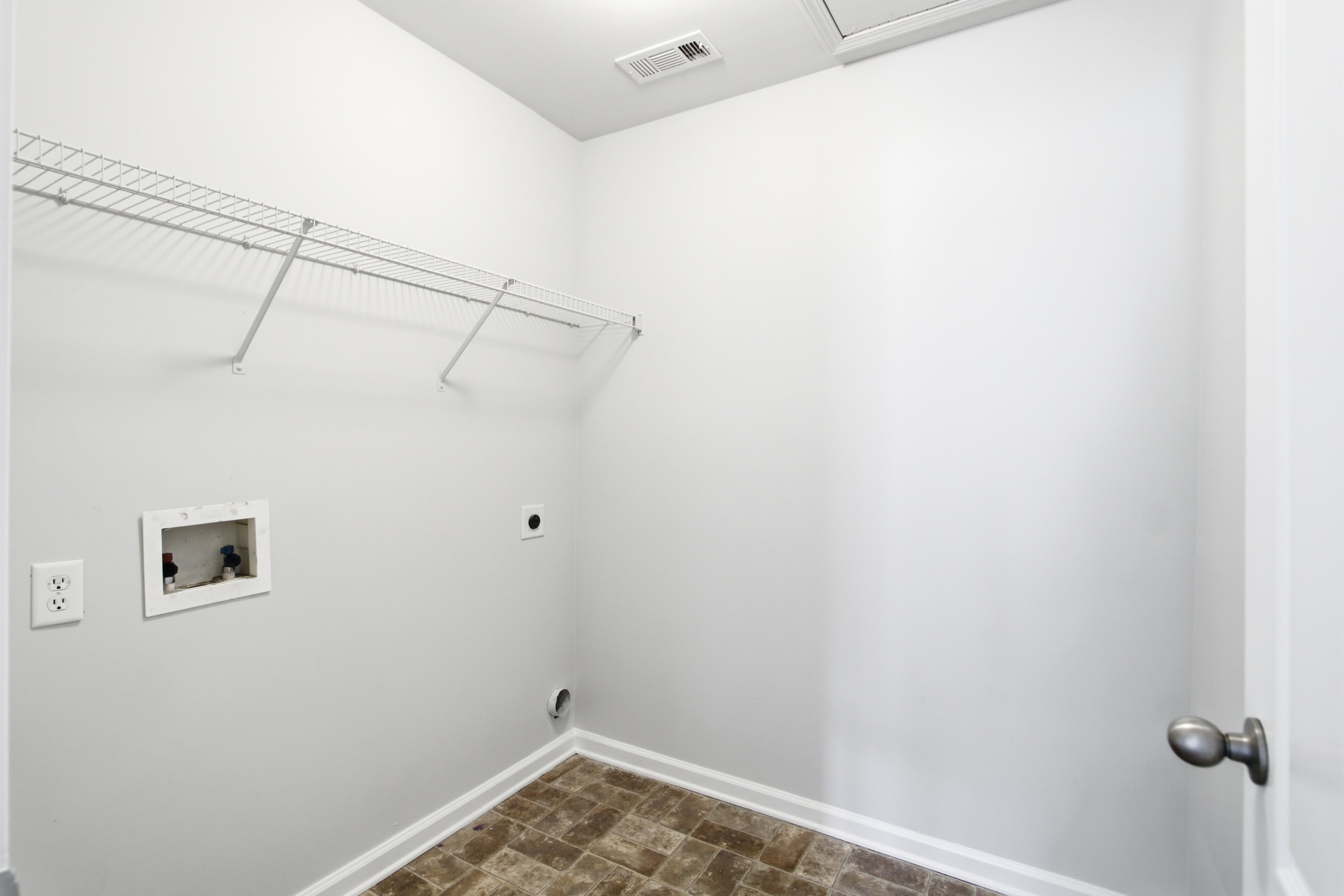 Photo 36 of 41 of 3105 Anneewakee Falls Pkwy, Douglasville, GA