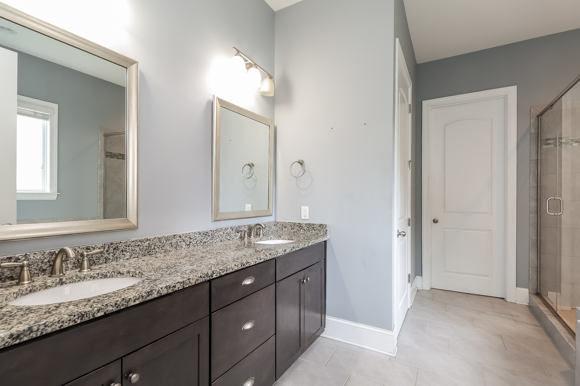 Photo 16 of 37 of 205 N Centurion Ln, Mount Holly, NC