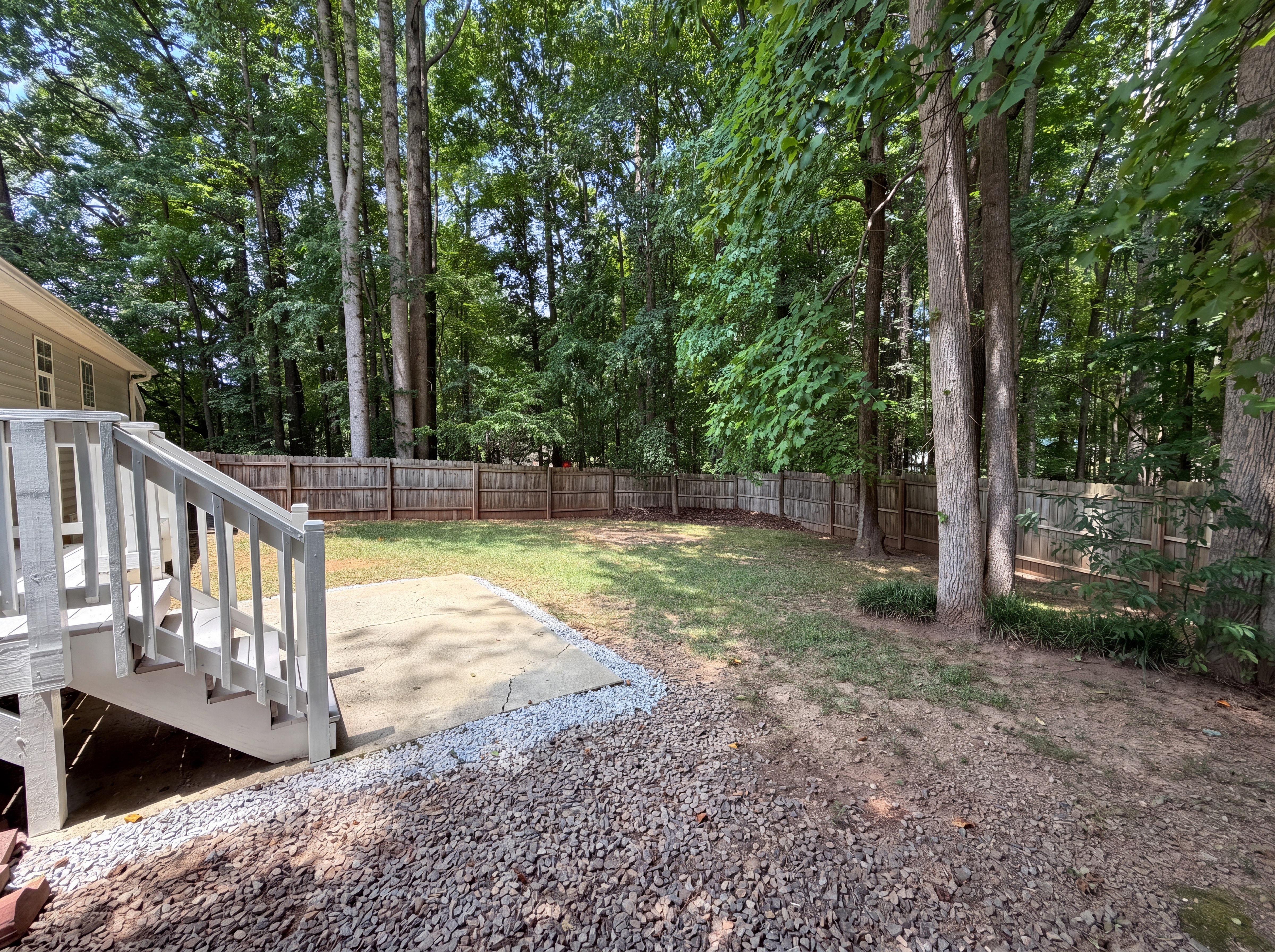 Photo 13 of 16 of 128 Mill Creek Dr, Youngsville, NC