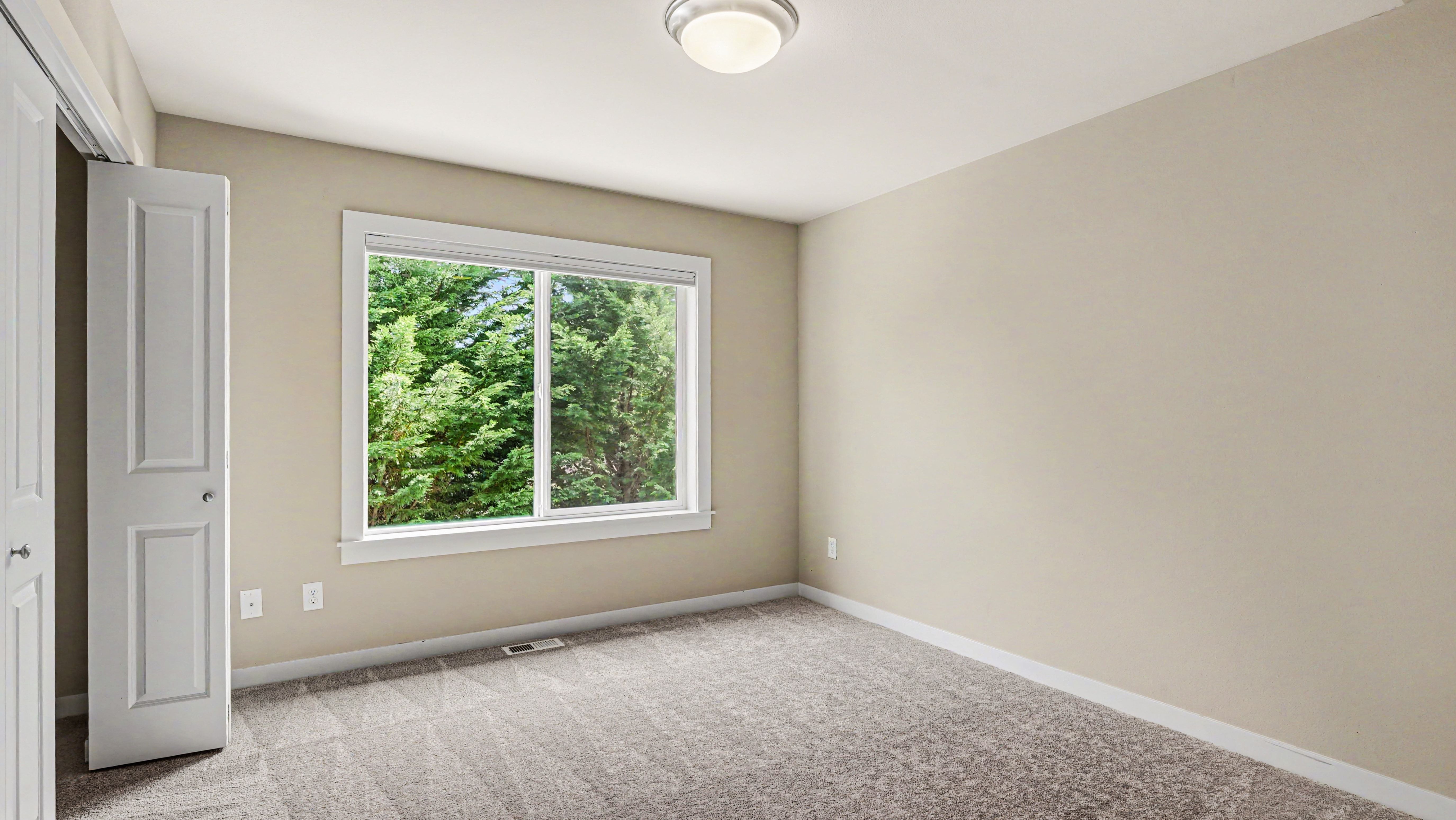 Photo 11 of 19 of 21923 37th Ave SE, Bothell, WA