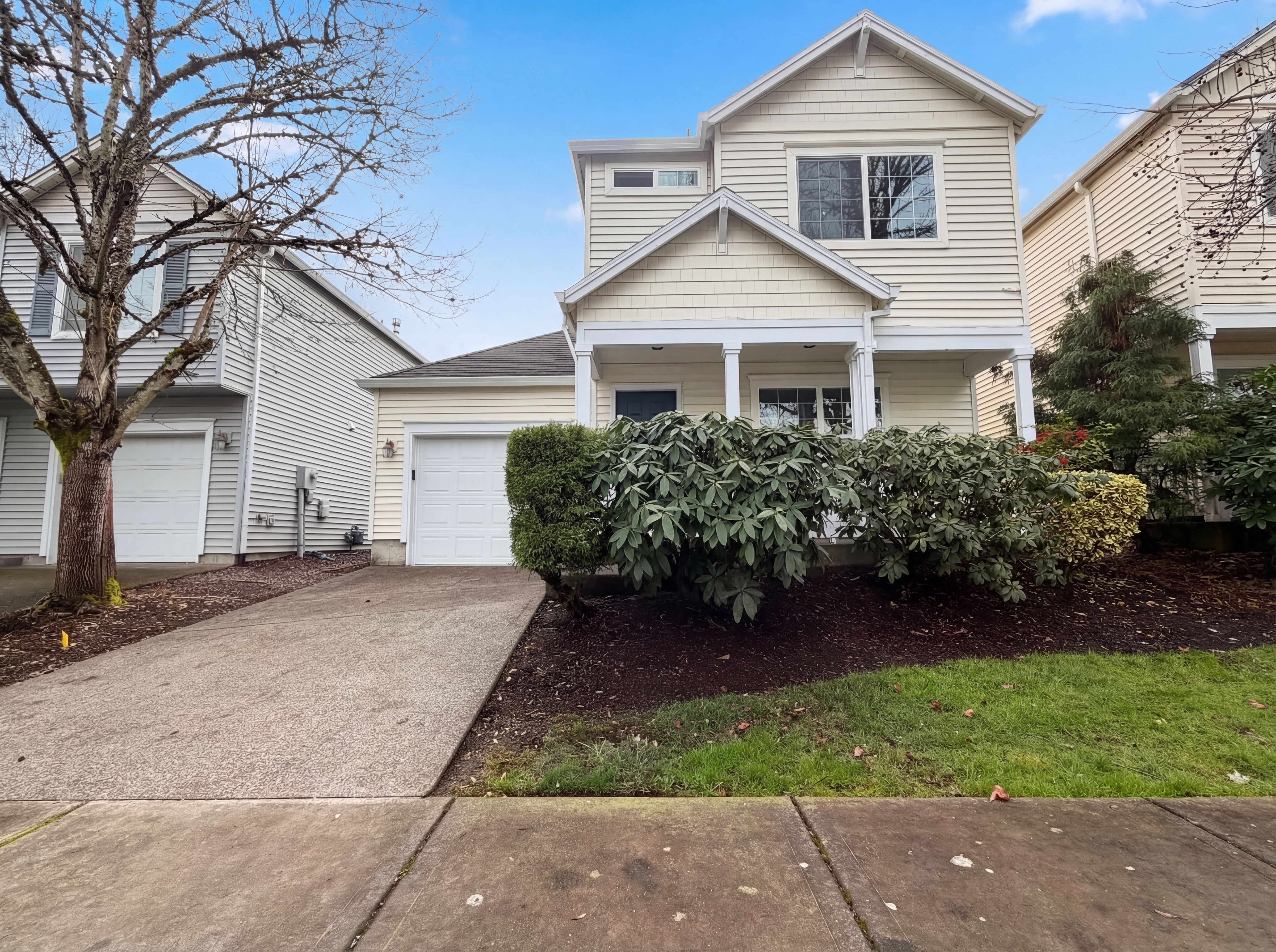 Photo 12 of 22 of 1262 NE Kinney St, Hillsboro, OR