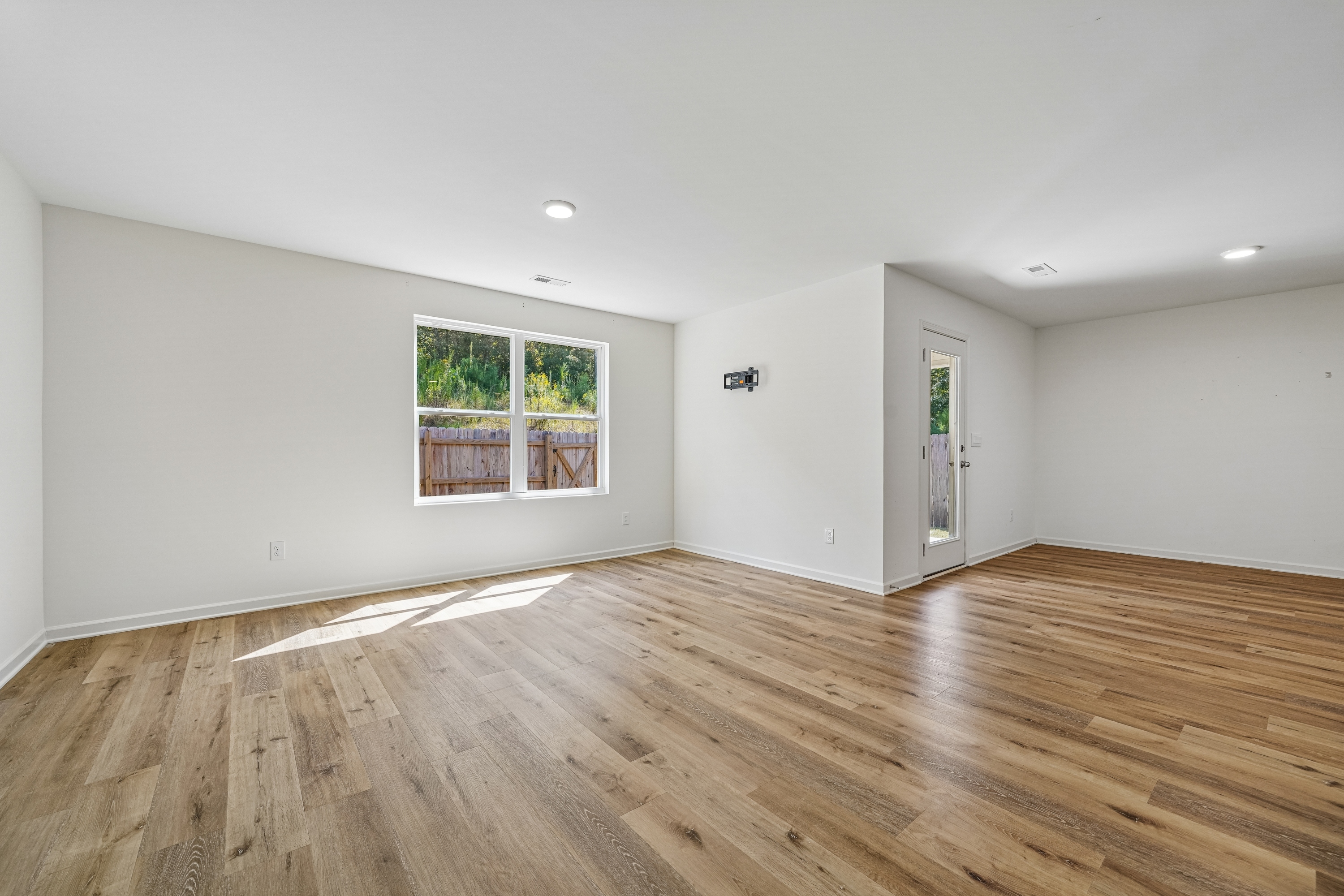 Photo 4 of 30 of 6713 Newbridge Cv, Bessemer, AL