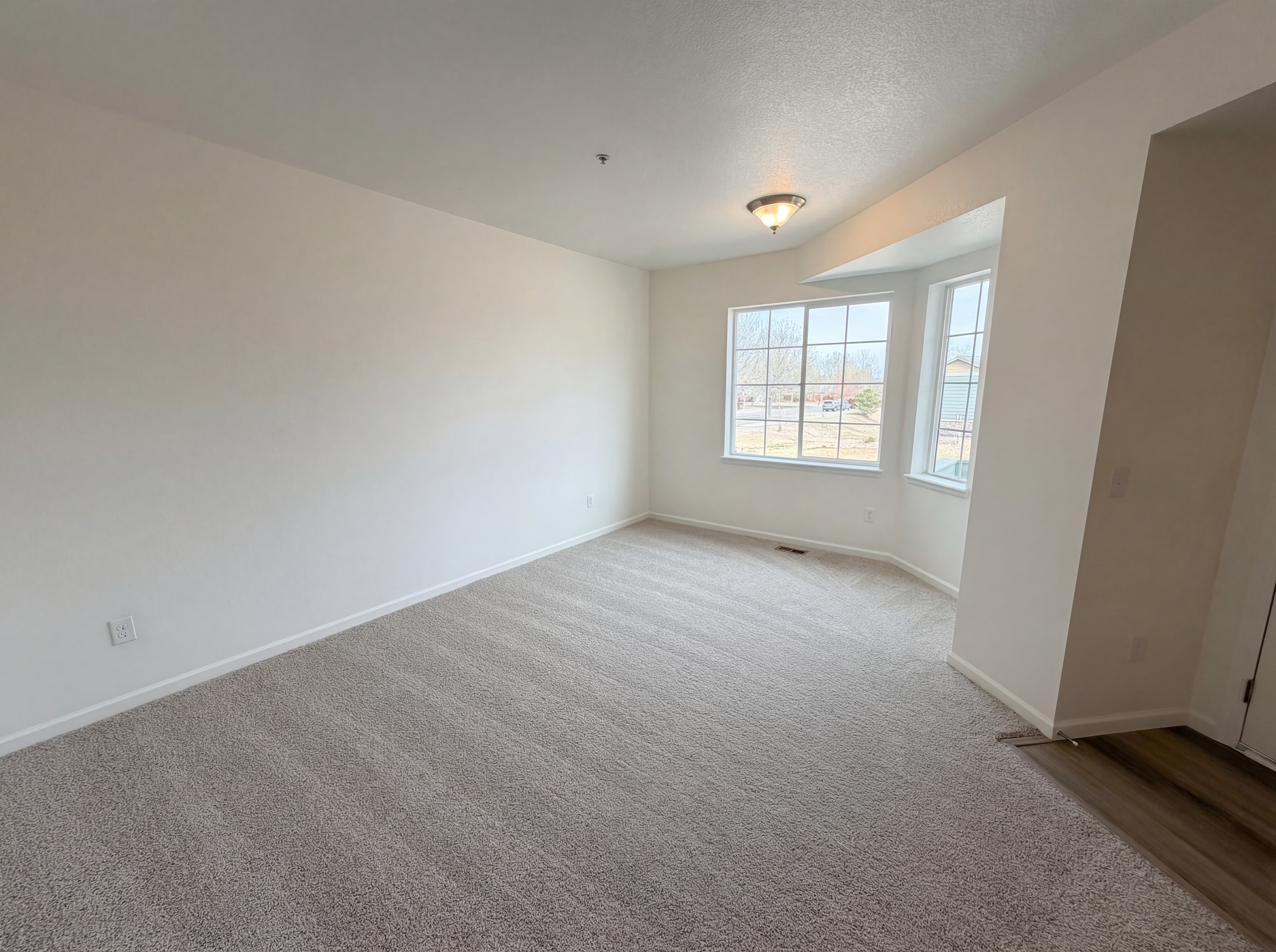 Photo 8 of 32 of 15800 E 121st Ave, Lochbuie, CO