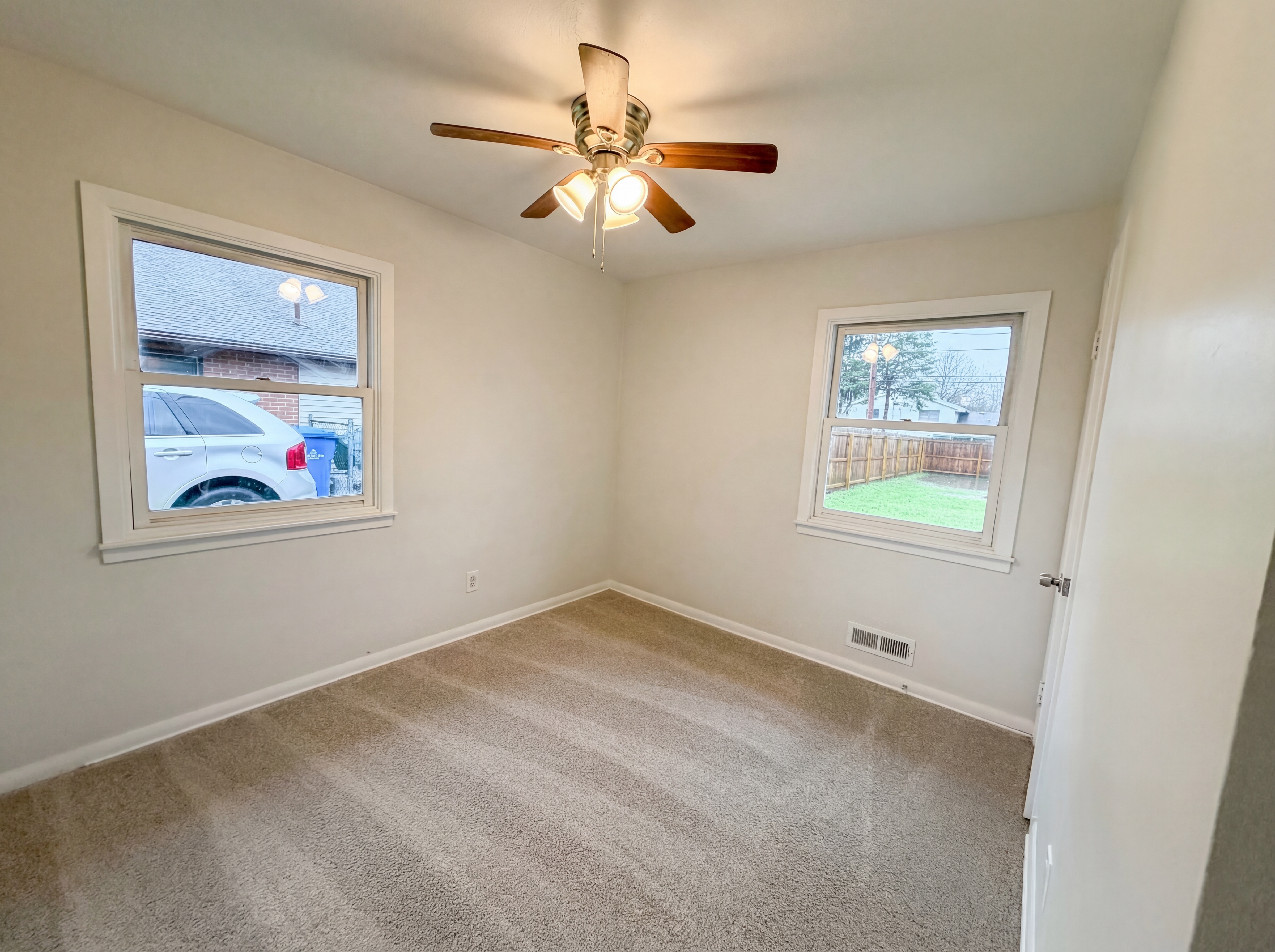 Photo 14 of 17 of 4506 Silverdale Rd, North Olmsted, OH