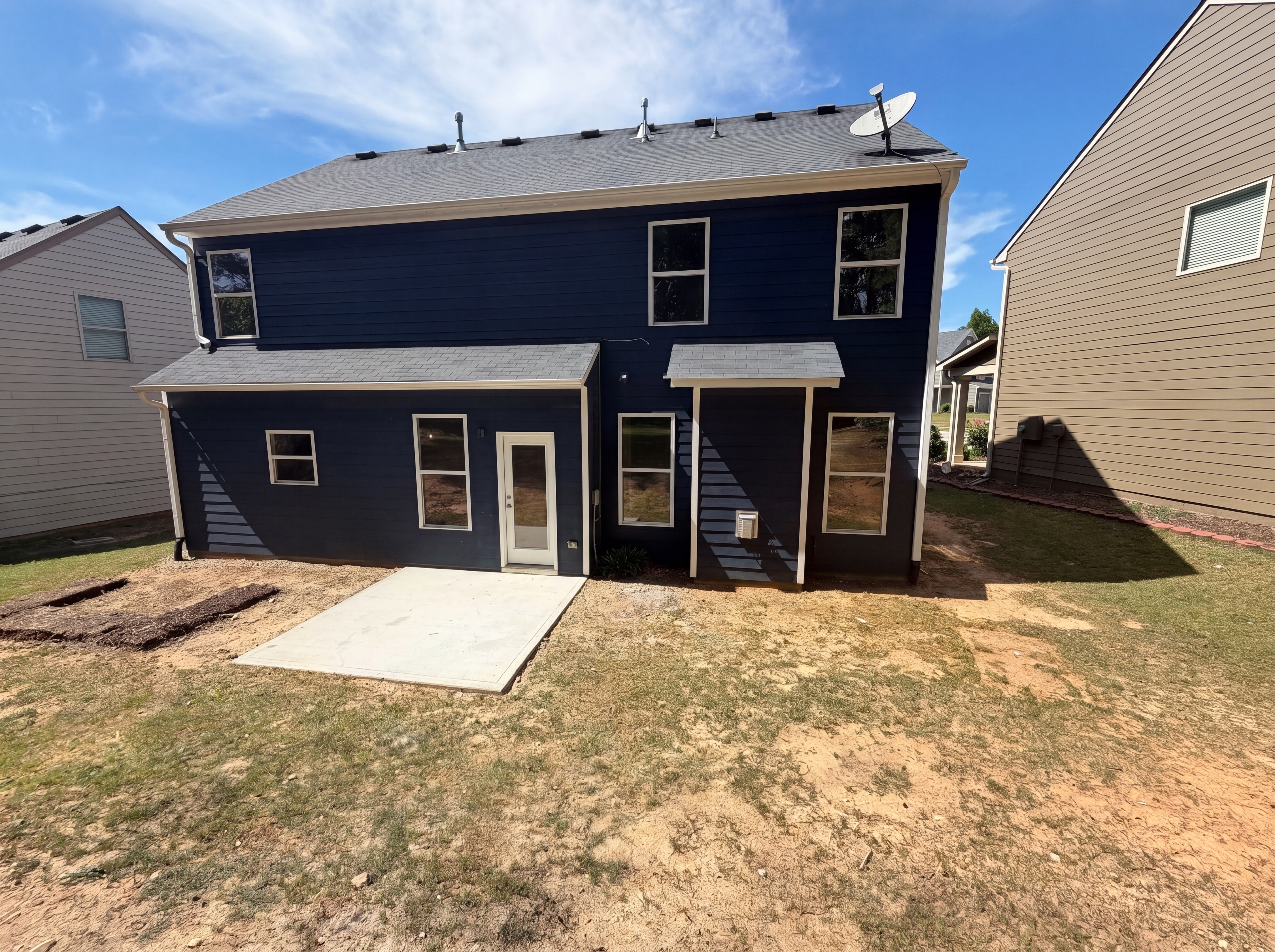 Photo 5 of 22 of 5049 Saphire Ct, Douglasville, GA