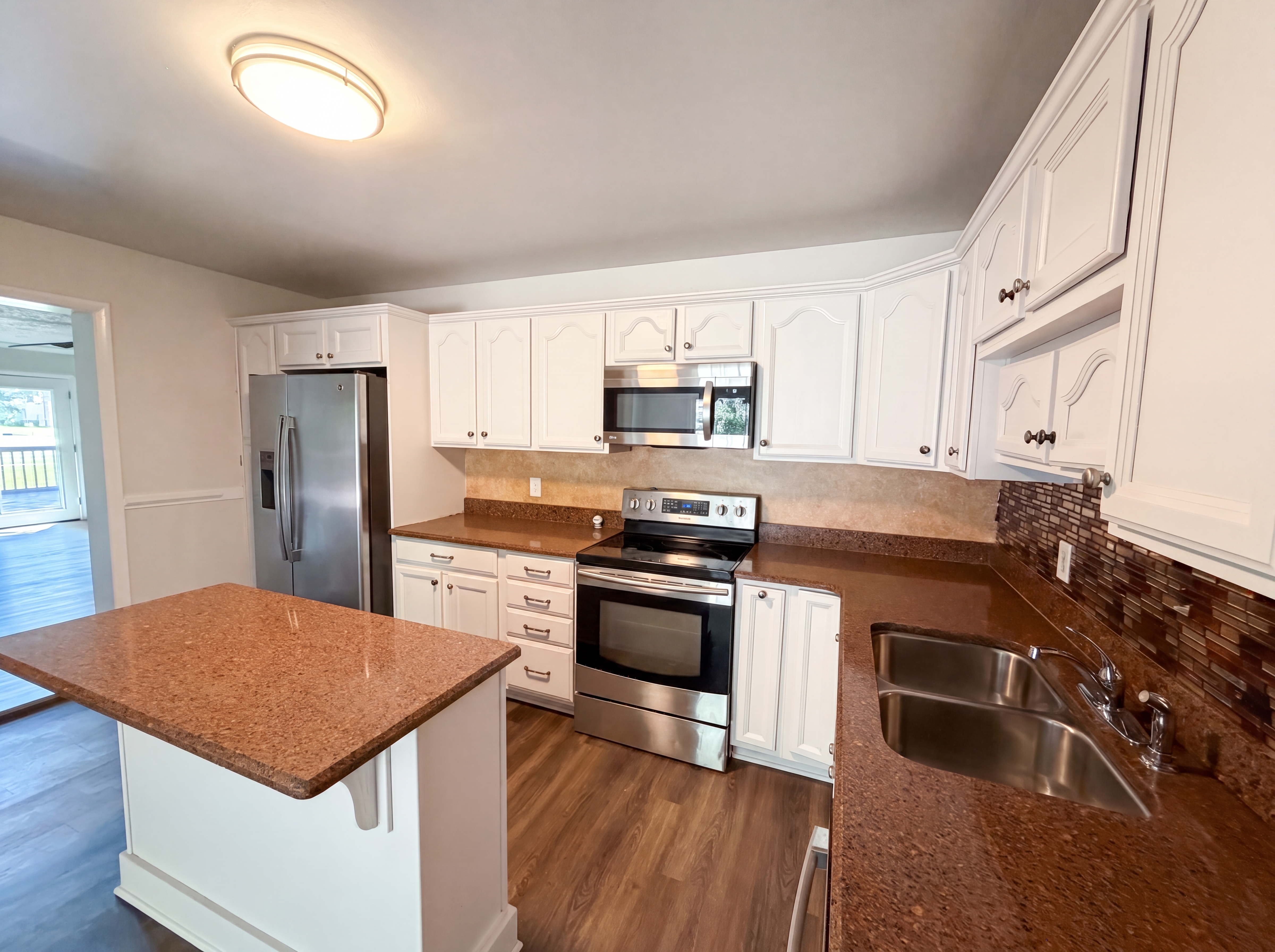 Photo 8 of 17 of 2807 Clingman St, Hopewell, VA