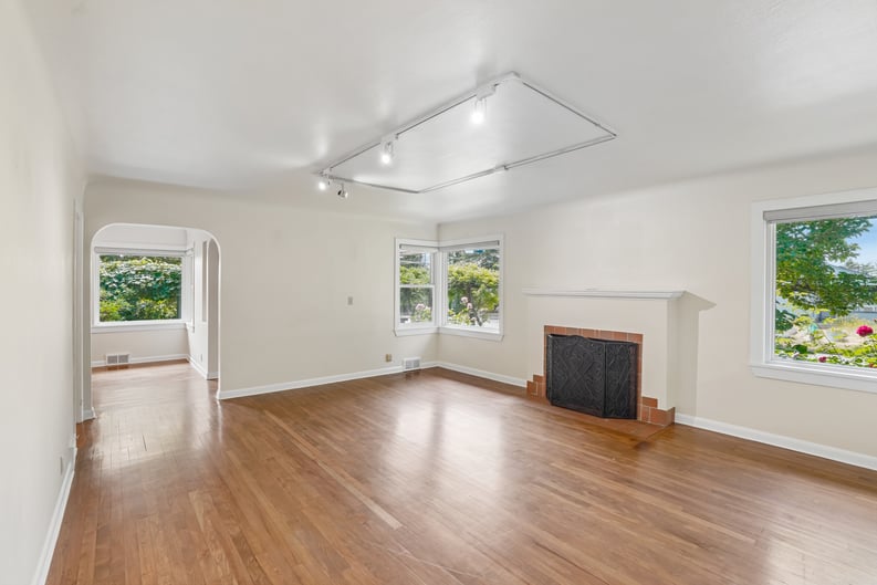 Property photo 3 of 3004 SW Barton St