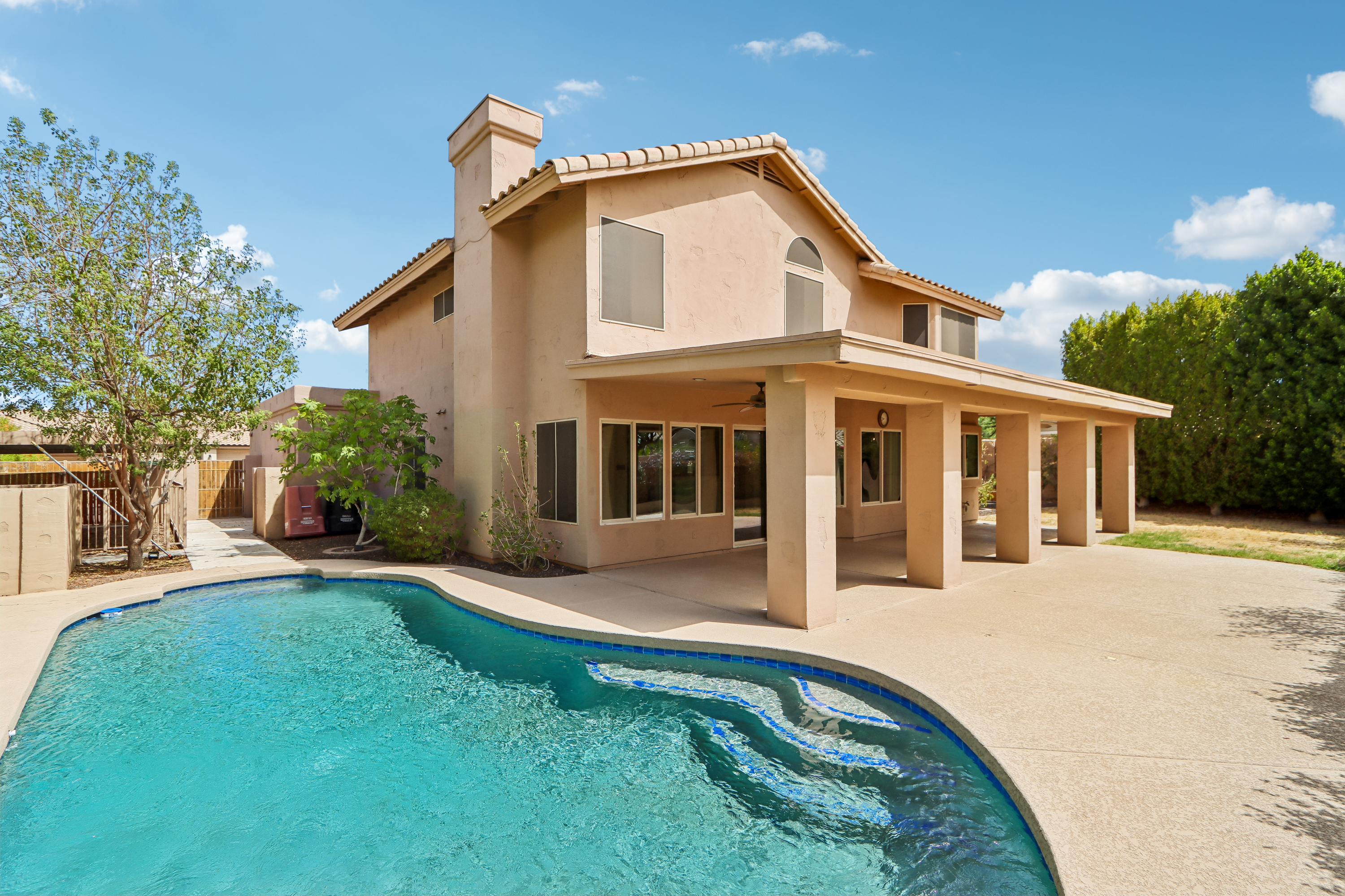 Photo 5 of 33 of 9153 E Palm Tree Dr, Scottsdale, AZ