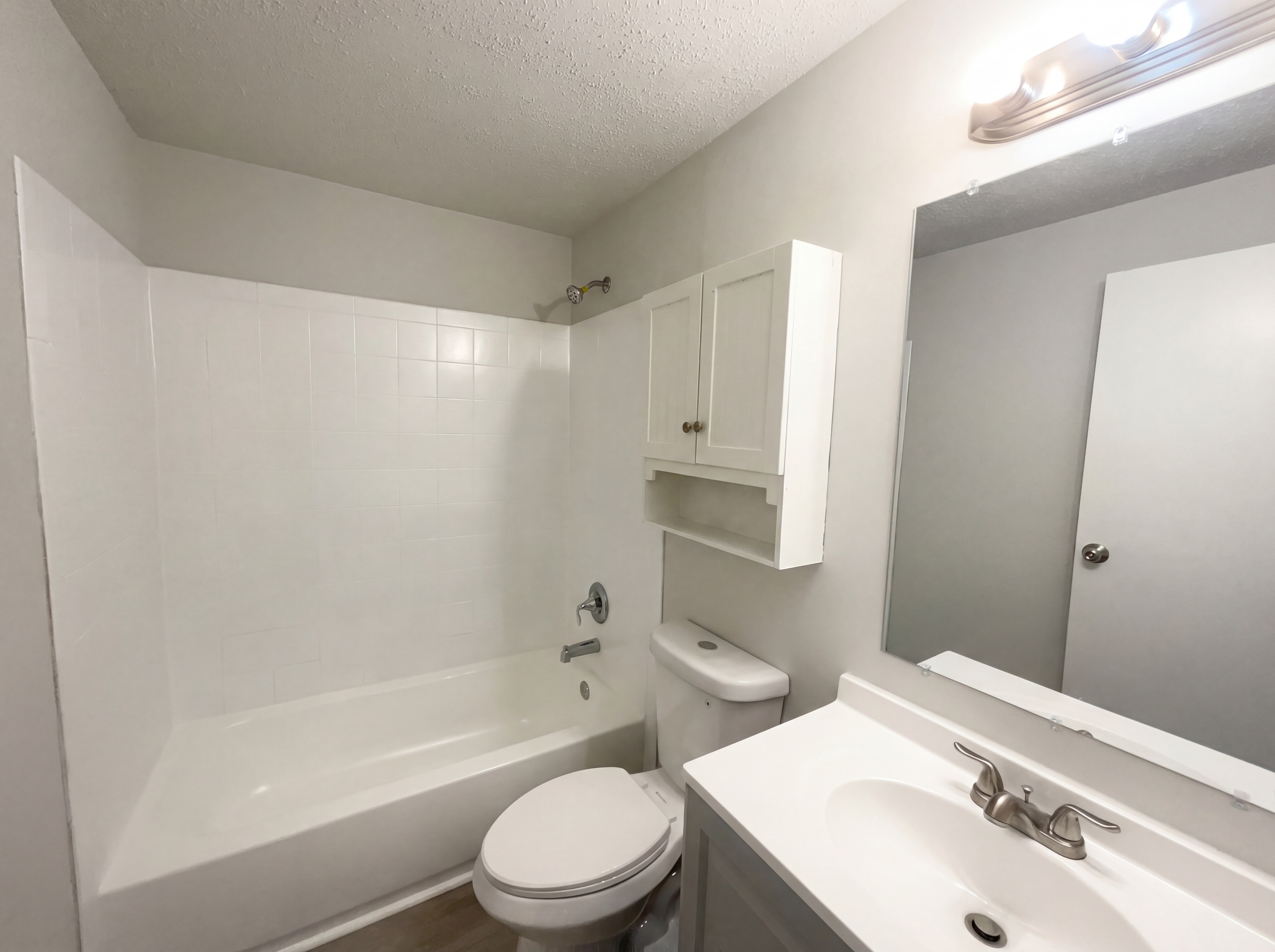 Photo 6 of 18 of 13524 Bentley Cir, Woodbridge, VA