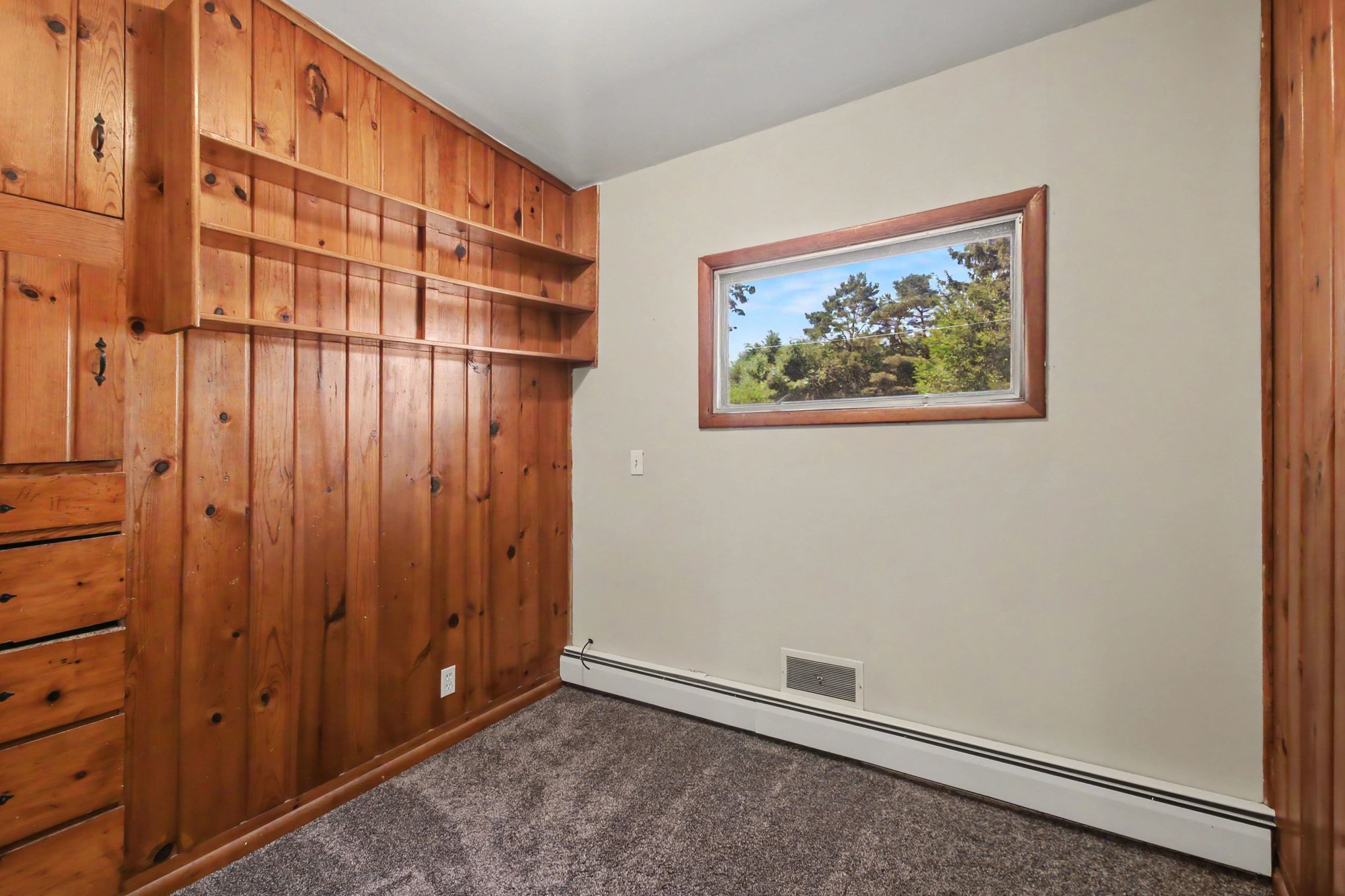 Photo 14 of 23 of 7800 W Sharpe Rd, Fowlerville, MI