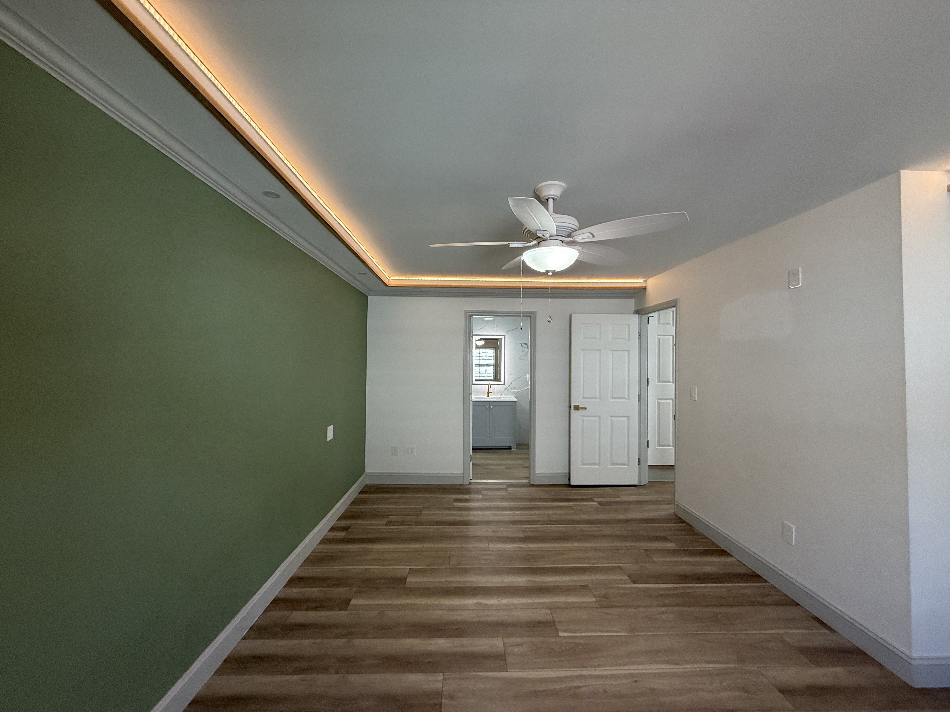 Photo 13 of 44 of 517 E 27th St, Winston Salem, NC