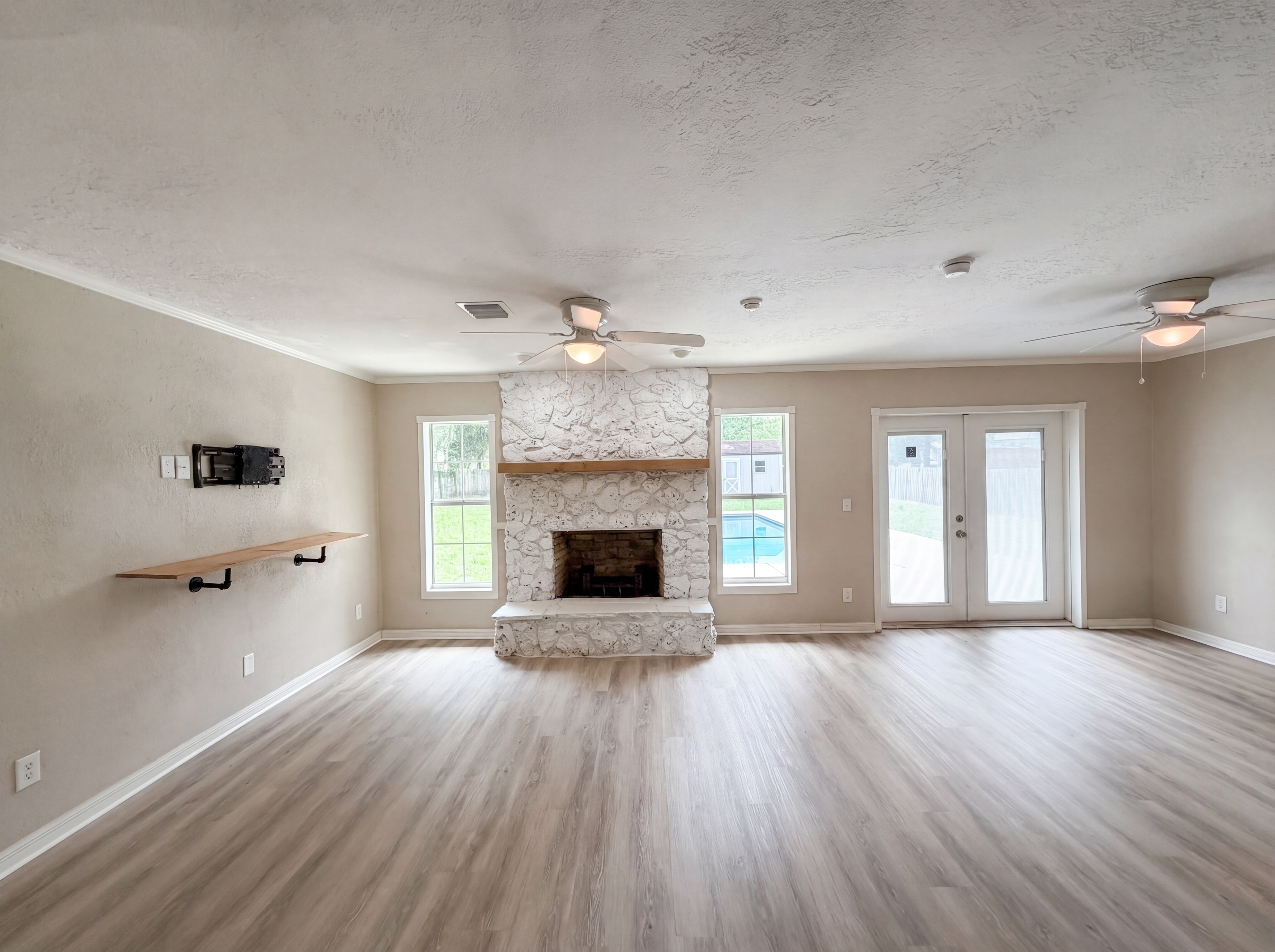 Photo 11 of 21 of 1770 NE 37th St, Ocala, FL