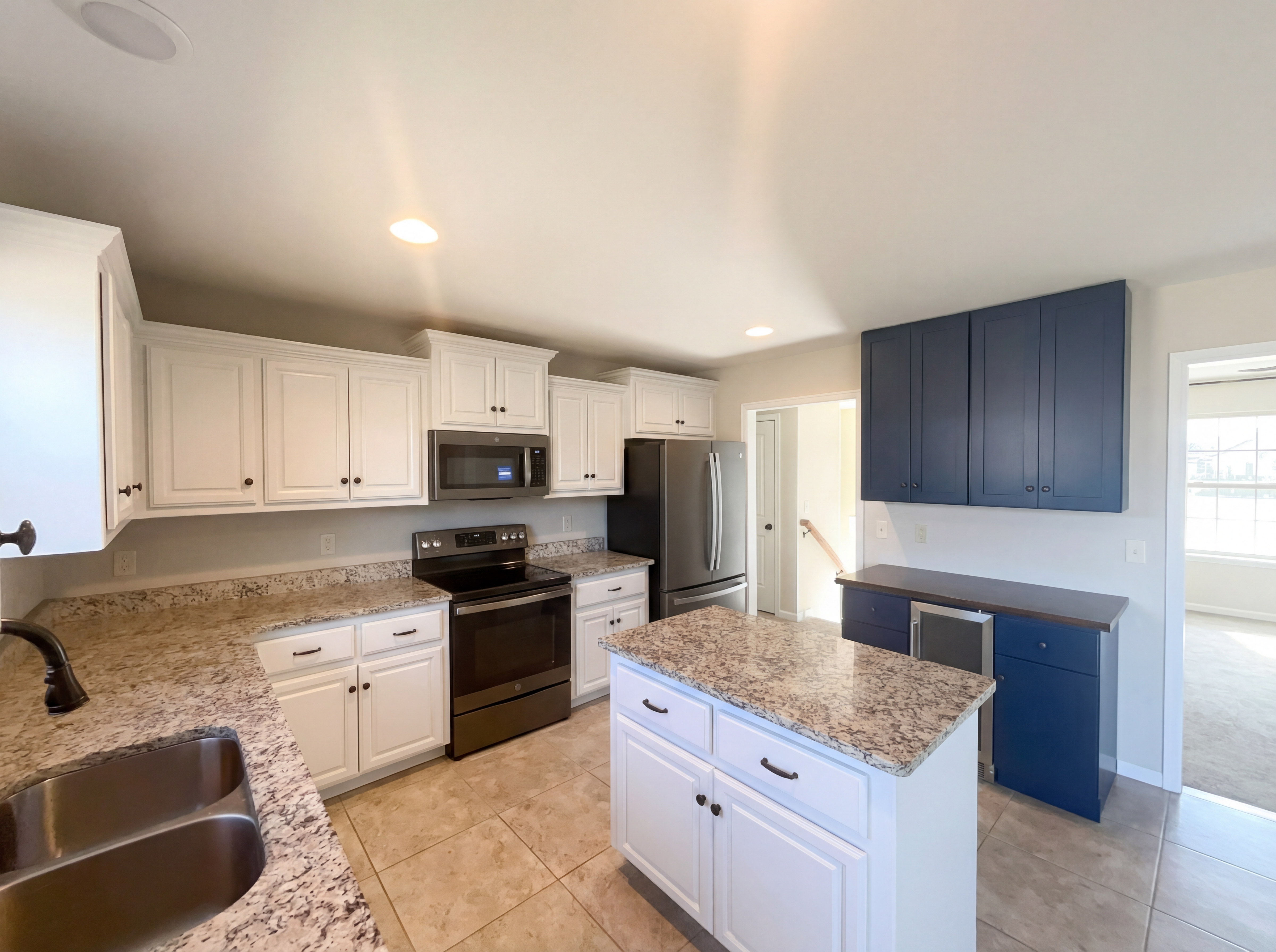 Photo 11 of 17 of 216 NE Greystone Way, Grain Valley, MO