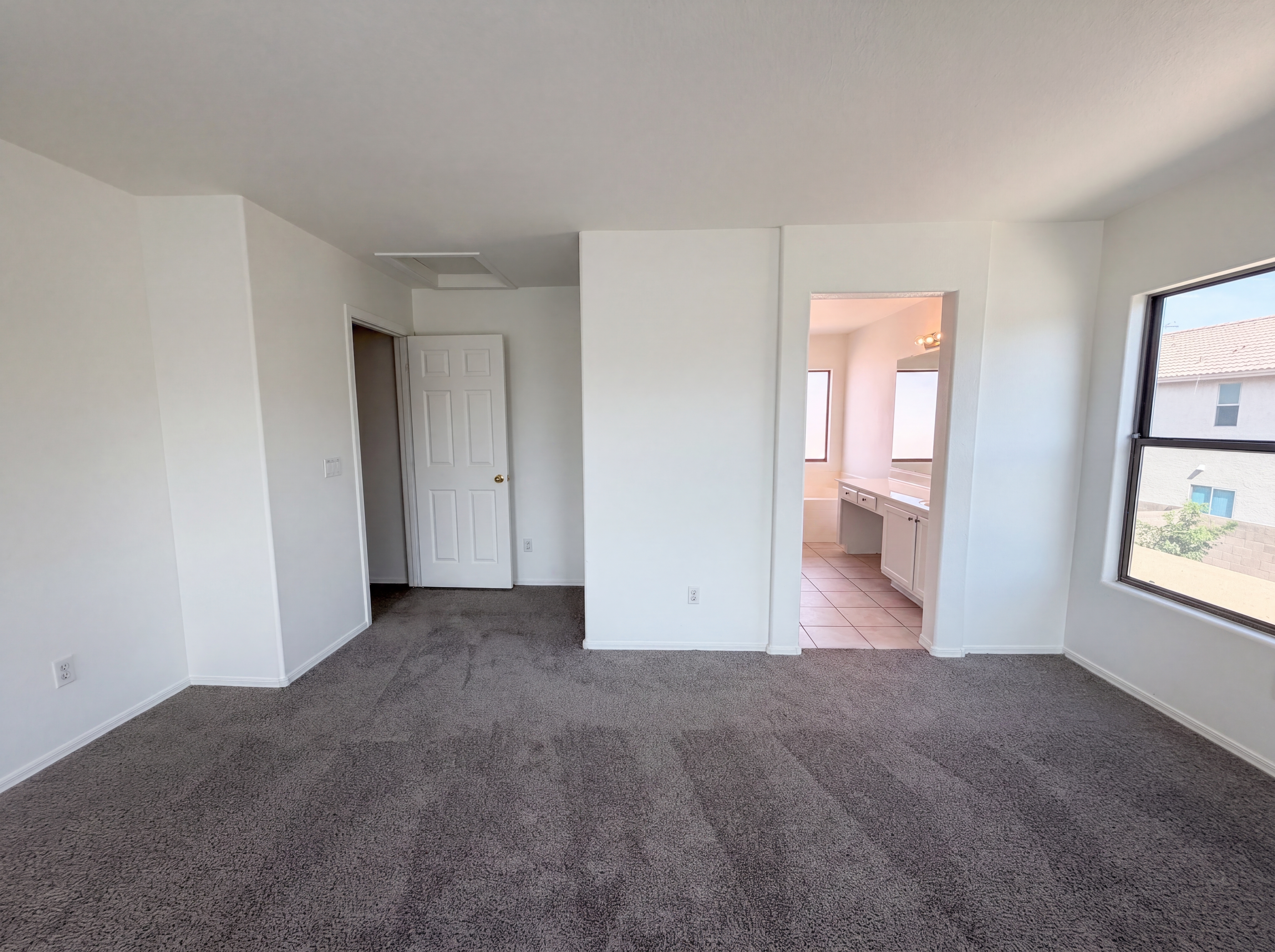 Photo 4 of 28 of 2234 E Paraiso Dr, Phoenix, AZ